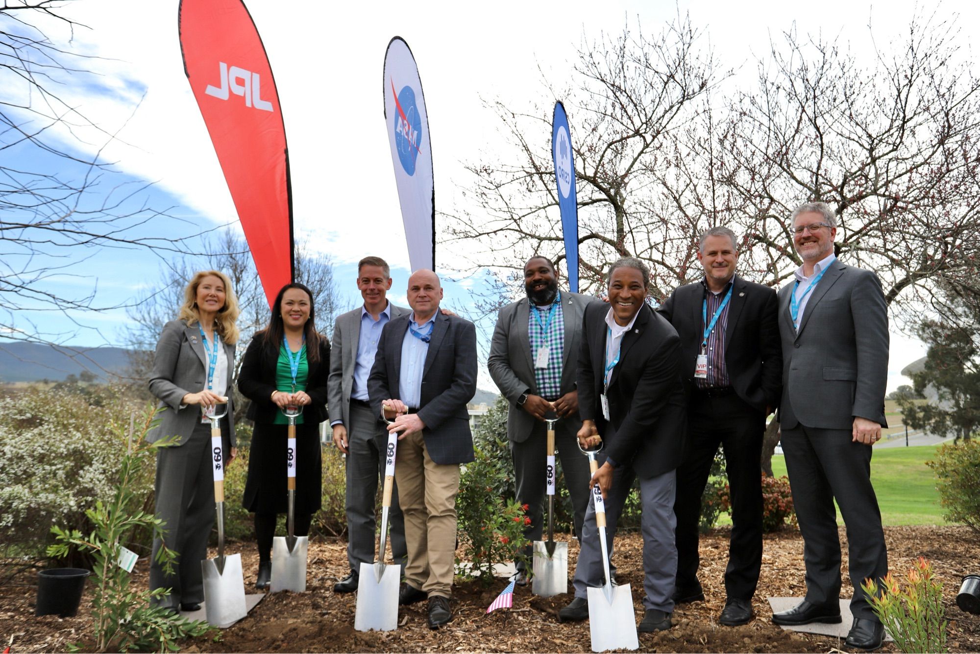 left to right: 
• Ms Montserrat Momán Pampillo – Chargé d’Affaires, Spanish Embassy in Canberra
• Ms Vanna Lavery – acting Economics Counsellor
• Mr Kevin Coggins – Deputy Associate Administrator, Space Communications and Navigation (SCaN)
• Mr Kevin Ferguson – Director, CSIRO Canberra Deep Space Communication Complex
• Mr Philip Baldwin – Deputy Program Manager, SCaN
• Mr Marcus Watkins – Director for Overseas Operations, SCaN
• Mr Greg Mann – NASA Office of International and Interagency Relations (OIIR)
• Mr Chris Hewitt, Australian Space Agency
US Embassy