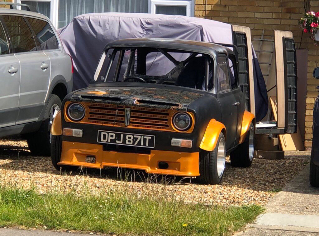 Mrs.Mini also saw this #MiniClubman project in progress. We like the #LeylandST style spoiler, especially on #MiniMonday - miniphernalia.co.uk