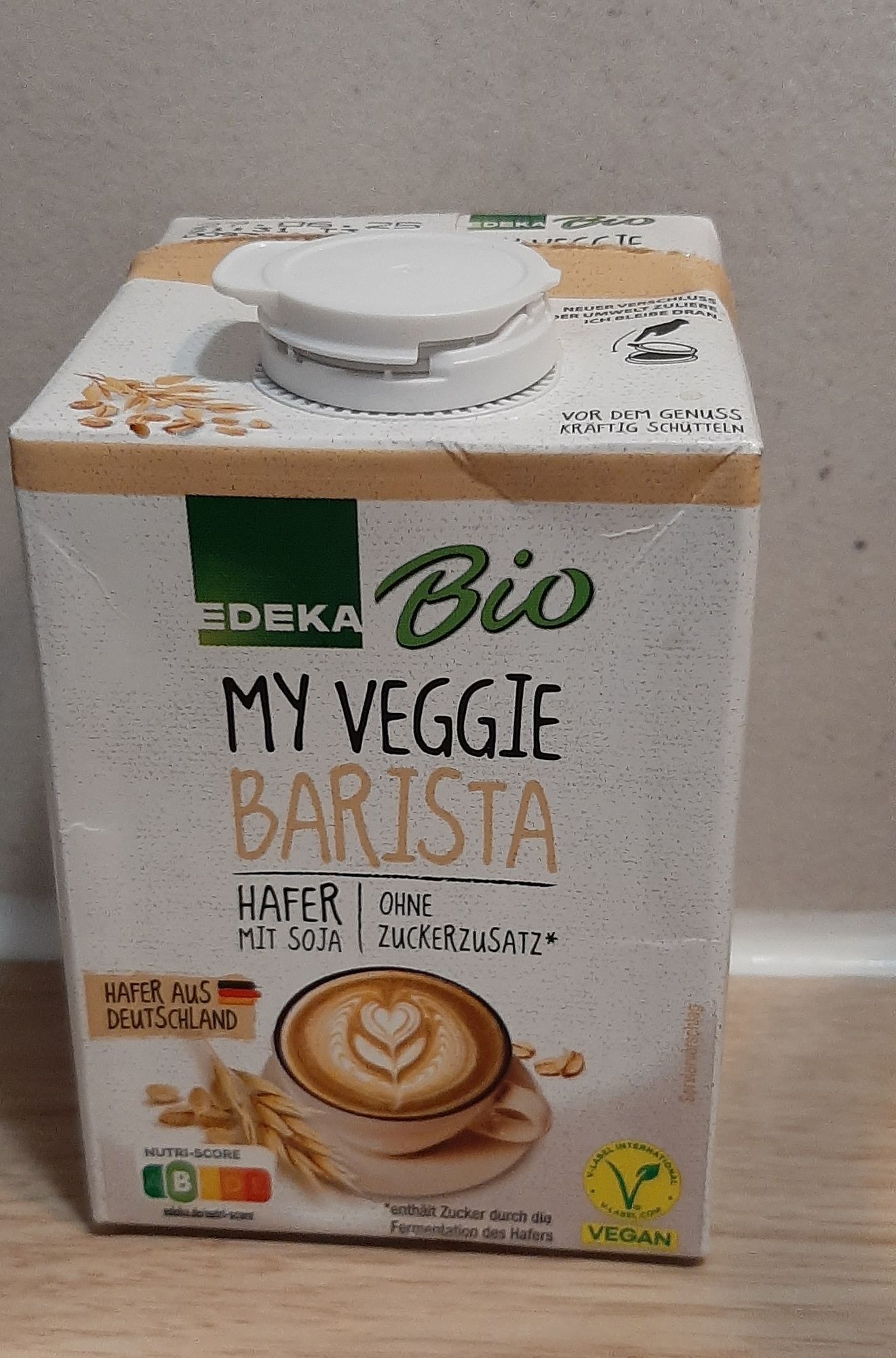 Edeka Bio my Veggie Hafer Barista in einem 500ml Karton