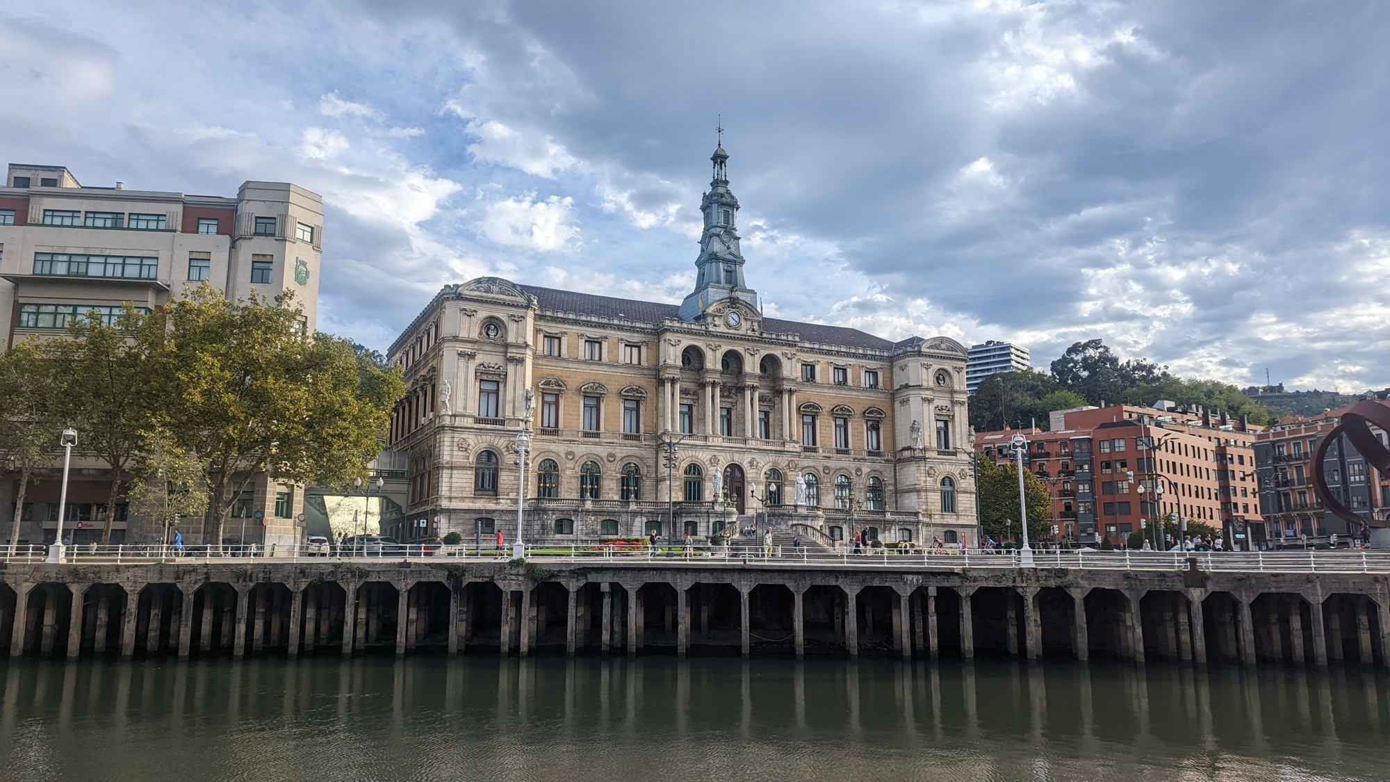 Foto del edificio del Ayuntamiento de Bilbao 