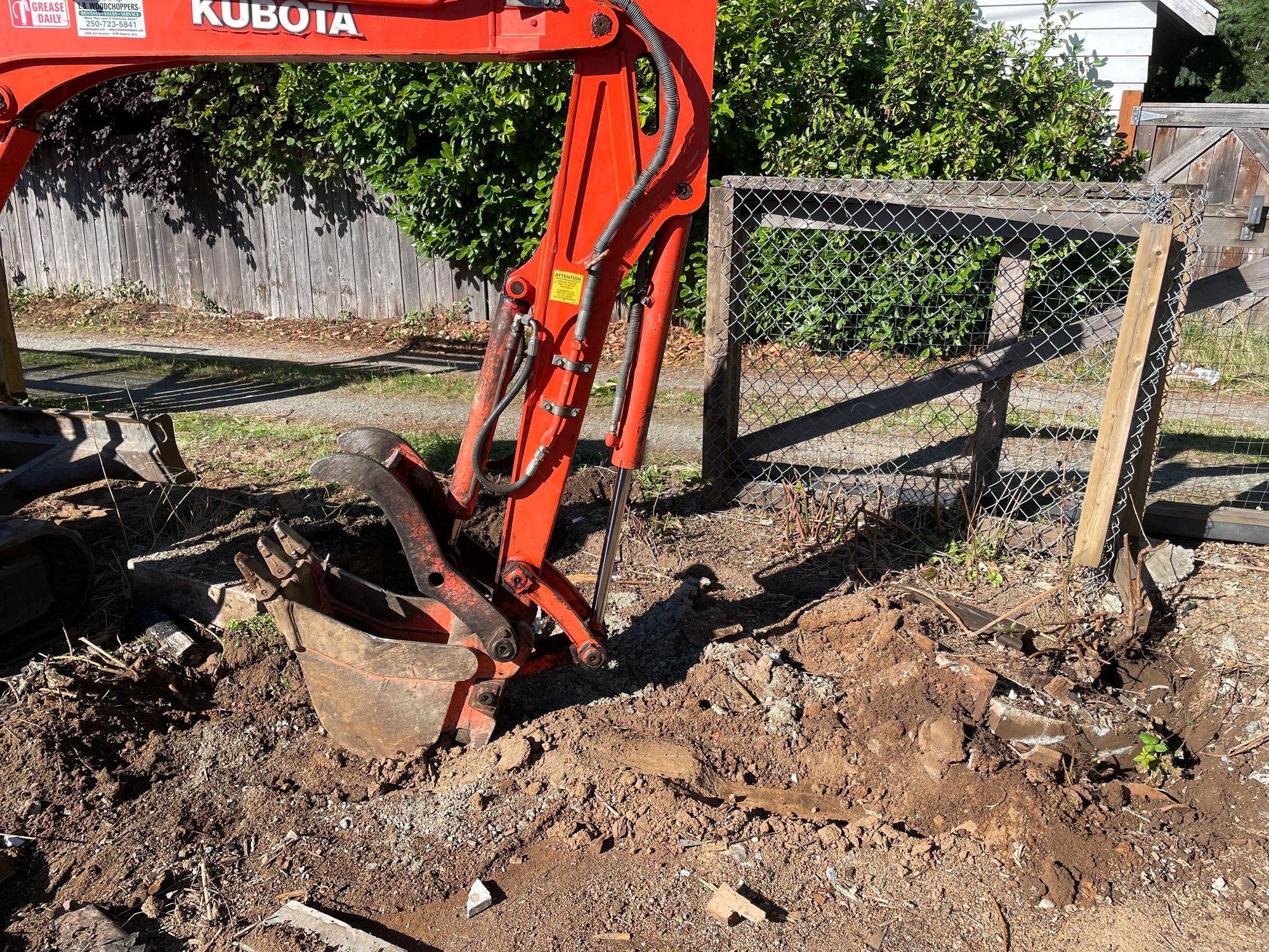 A closer look at the digger bucket