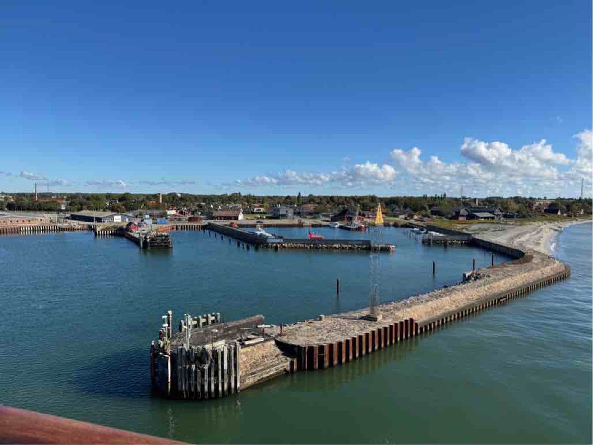 Der Hafen von Gedser bei bestem Wetter 