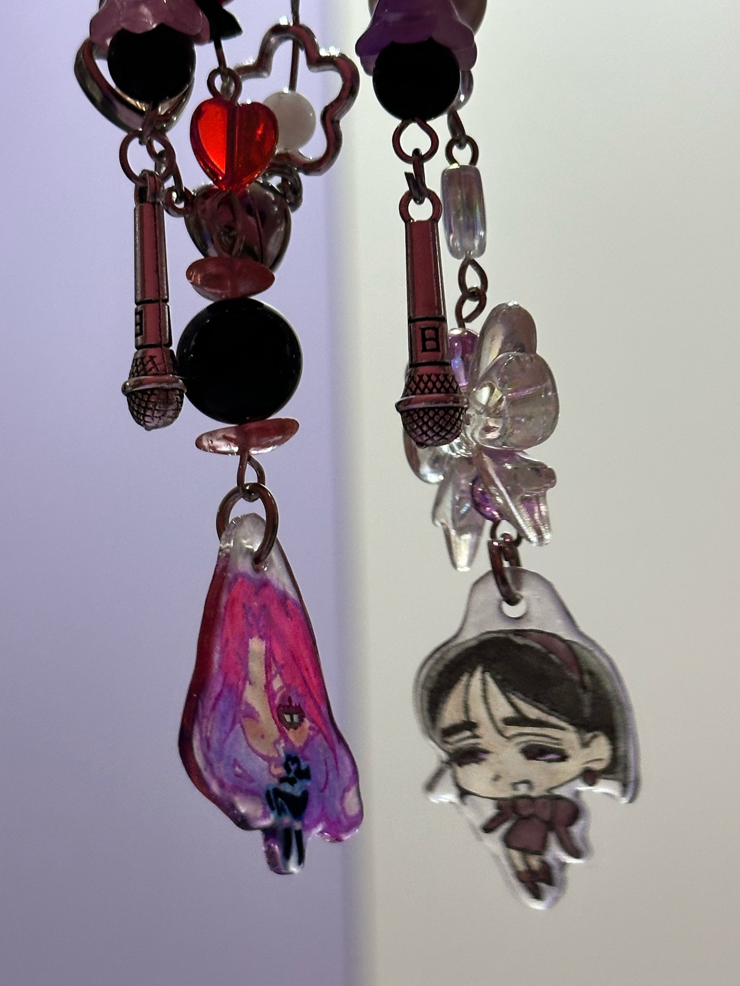 spoiler of a new phonecharms of mizi and sua