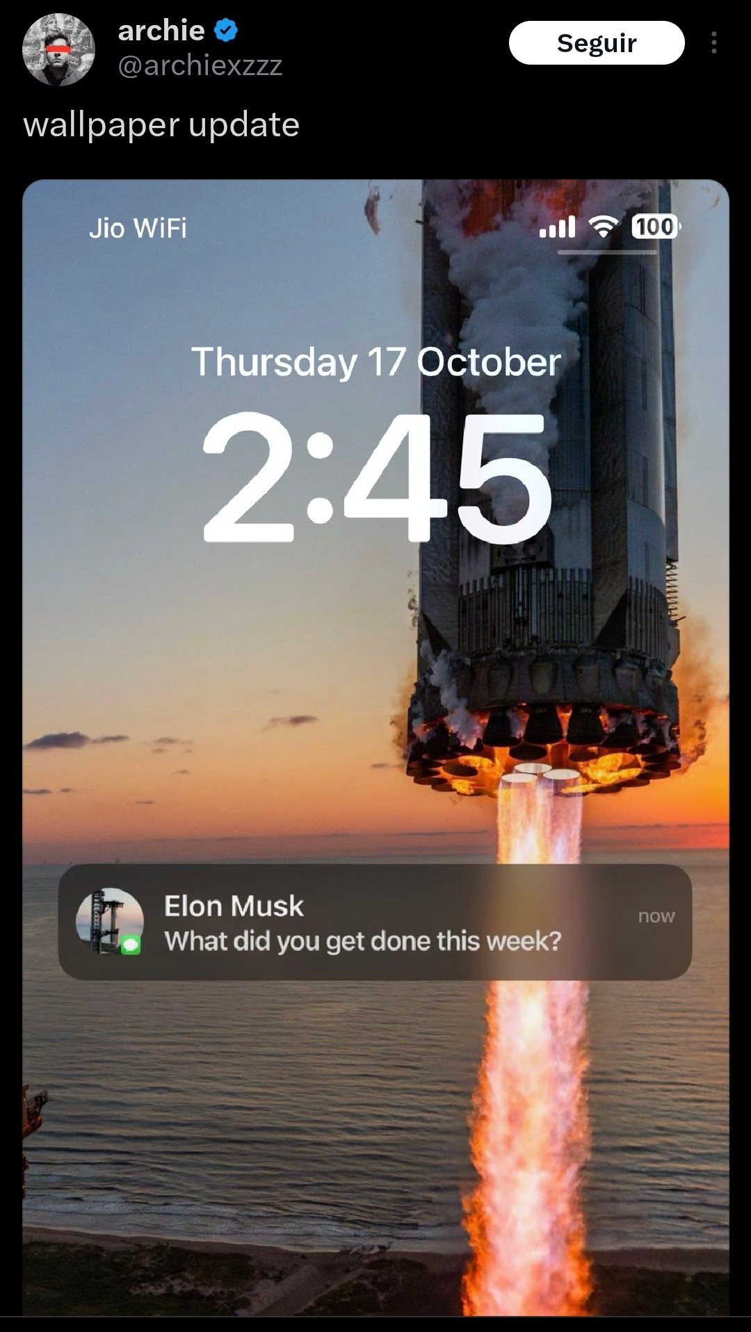 Wallpaper de un cohete de Space X con una frase motivacional que dice: "Elon Musk: What did you get done this weekend?"