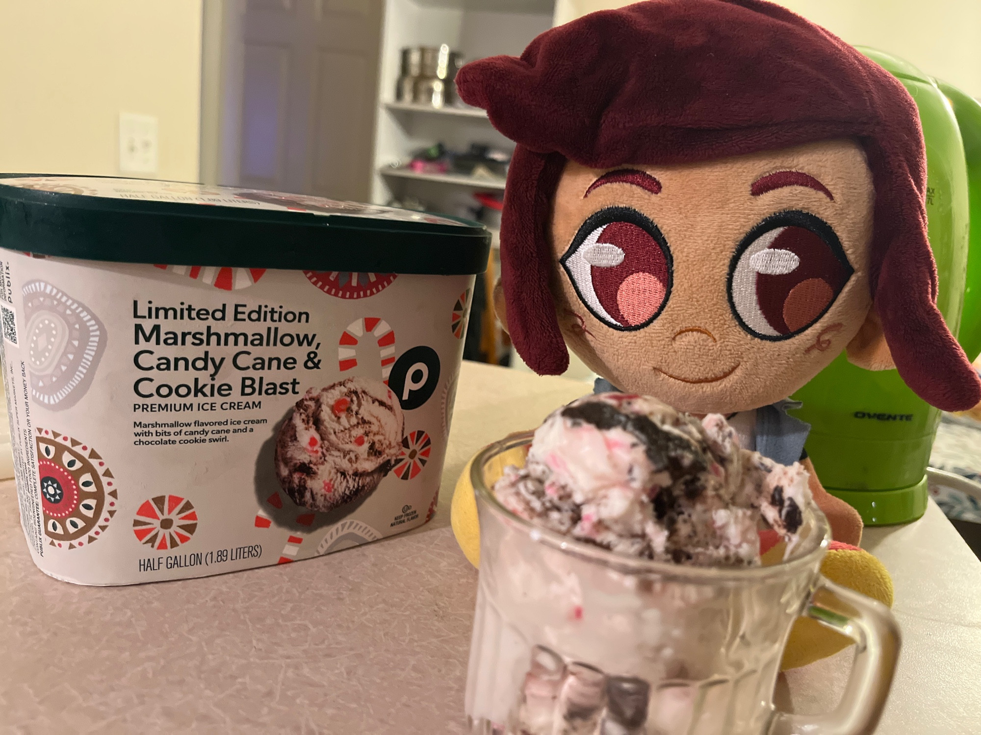 Molly plushie with Marshmallow, Candy Cane & Cookie Blast ice cream!