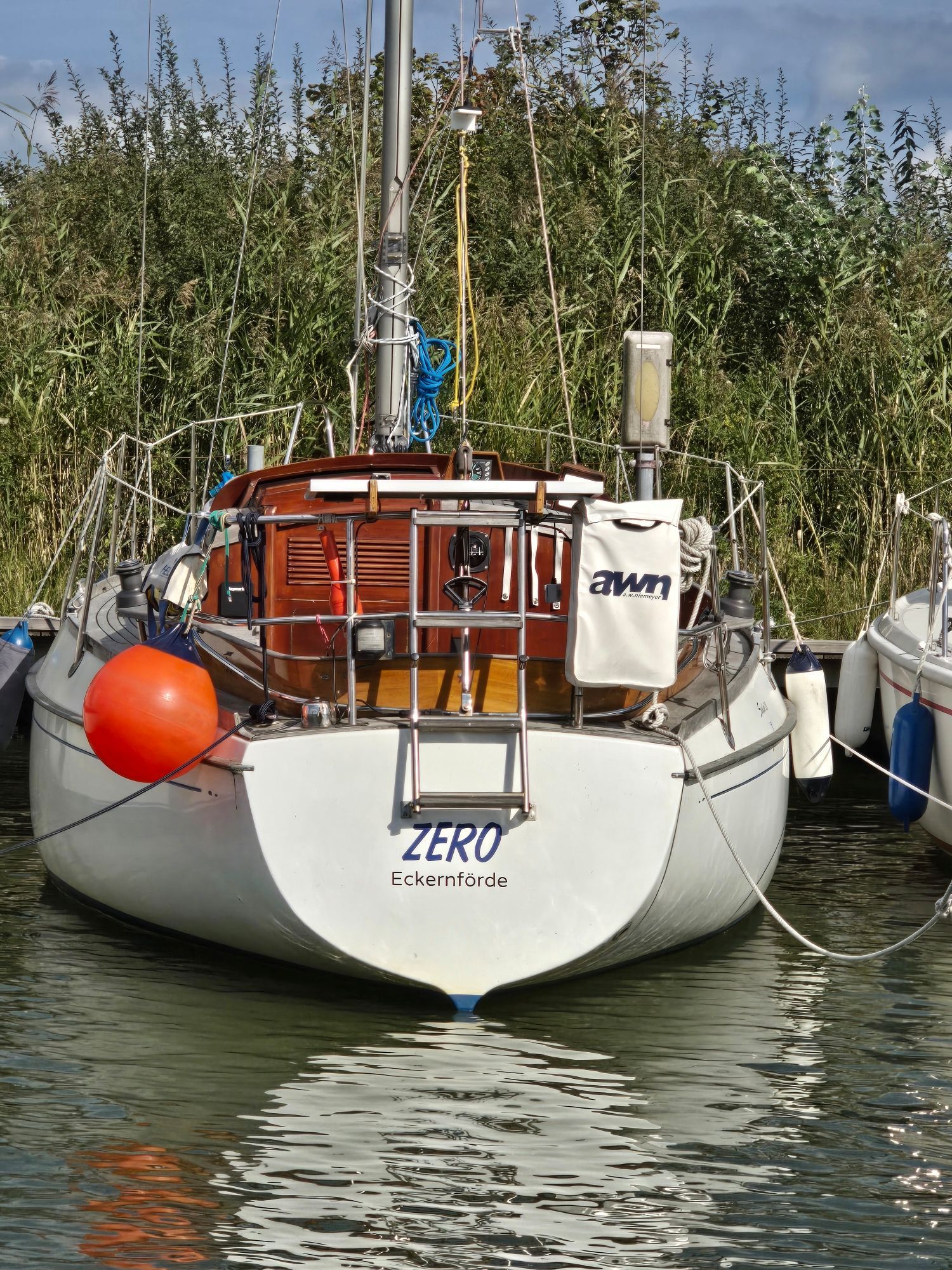 This is my sailingboat I travel with in Europe. Biw it is time to get ZERO out of the water.
#Zero #sailing #travelbyboat #fahrtensegeln