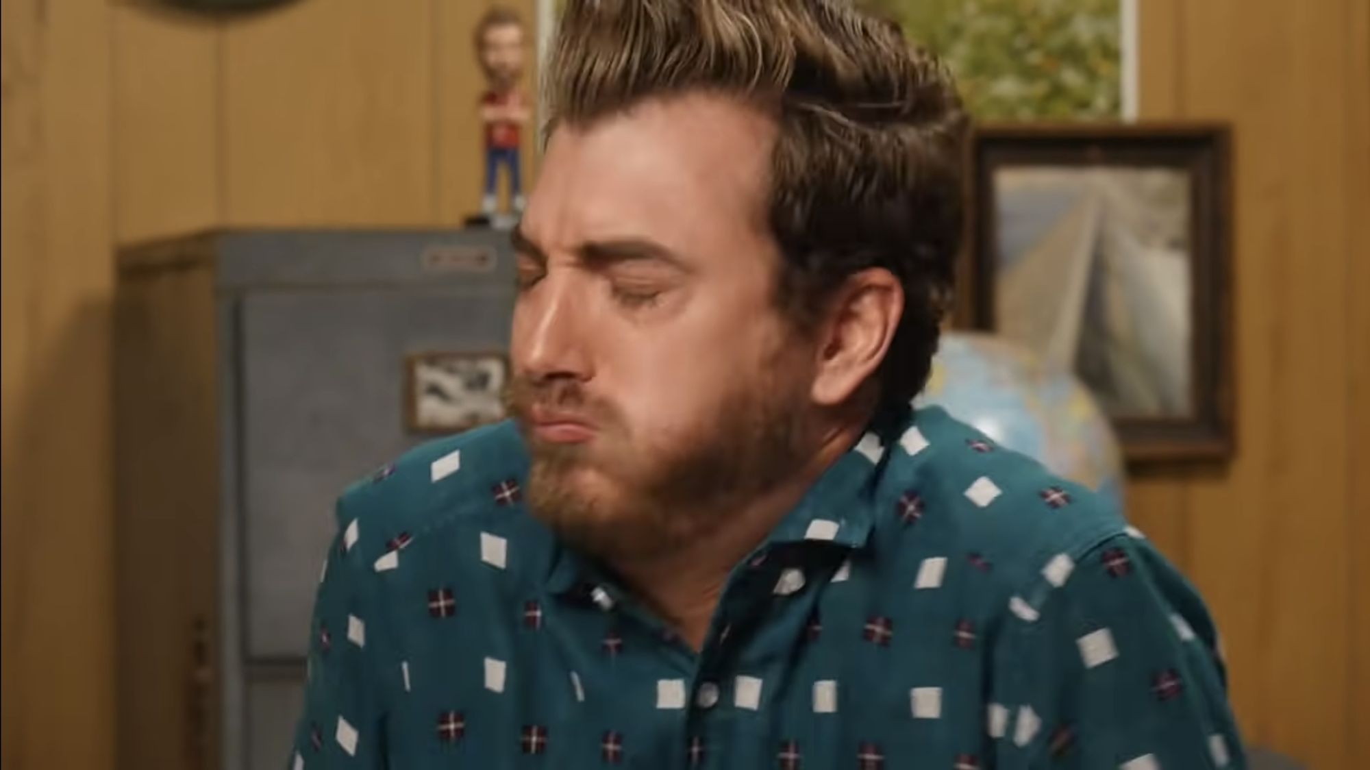 Rhett gagging