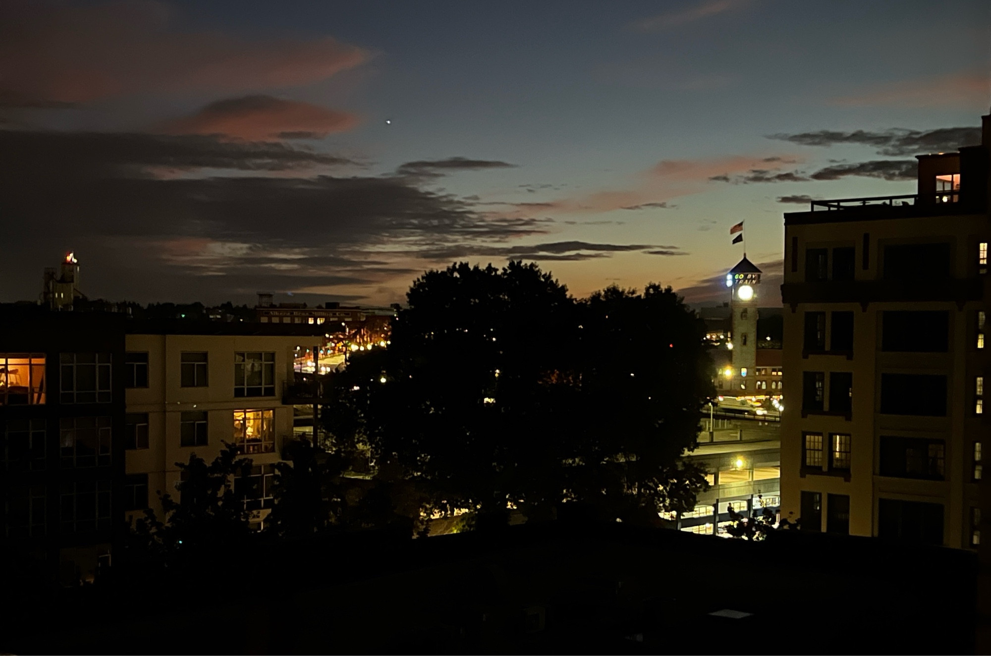 View before to northeast of Portland’s Pearl District