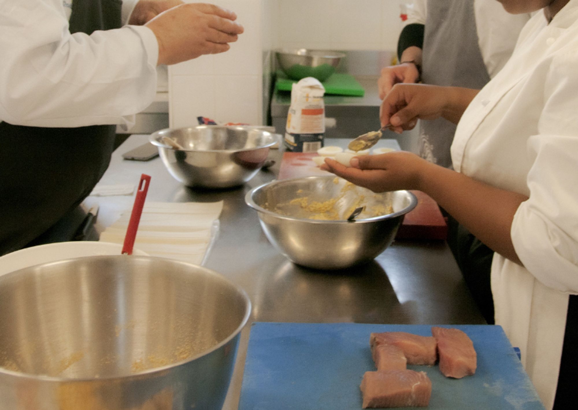 Concurso de melhores receitas: Merendeiras podem se inscrever até o dia 4 de outubro

Serão 91 receitas, uma de cada diretoria regional de ensino, selecionadas para a criação de um e-book