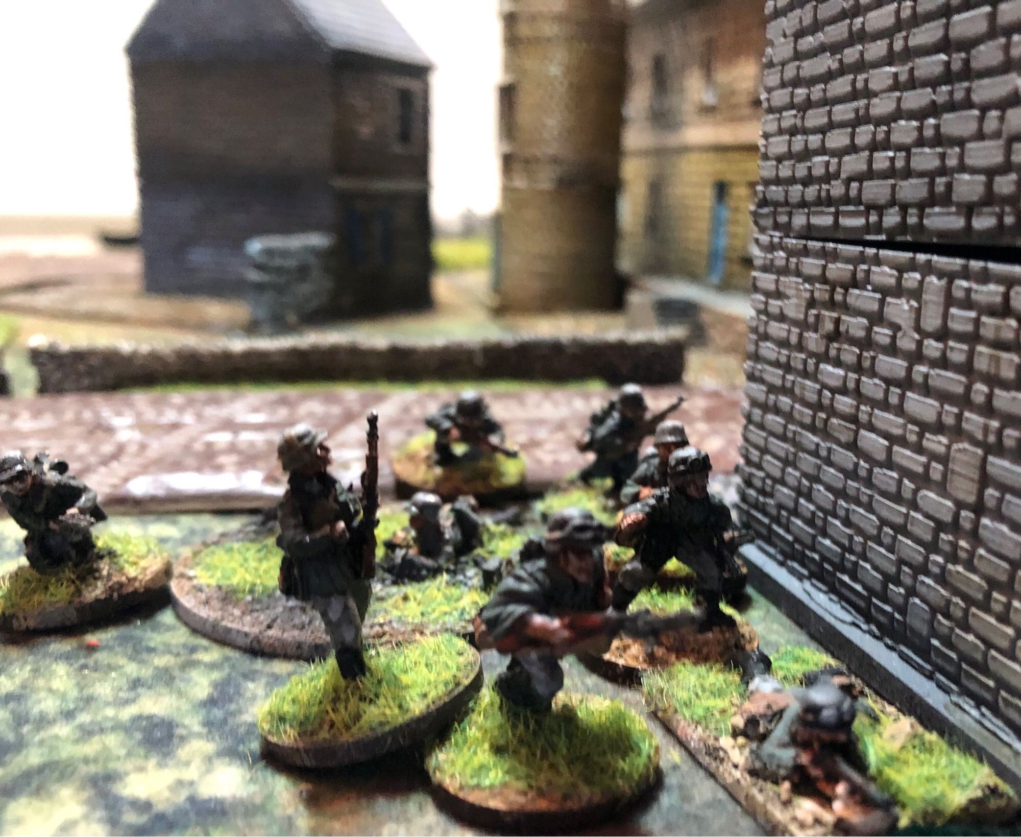 Chain of Command, 20mm Miniatures Wargames, World War II, Gorre, 25 May 1940. Motorcycle Reconnaissance Troops.