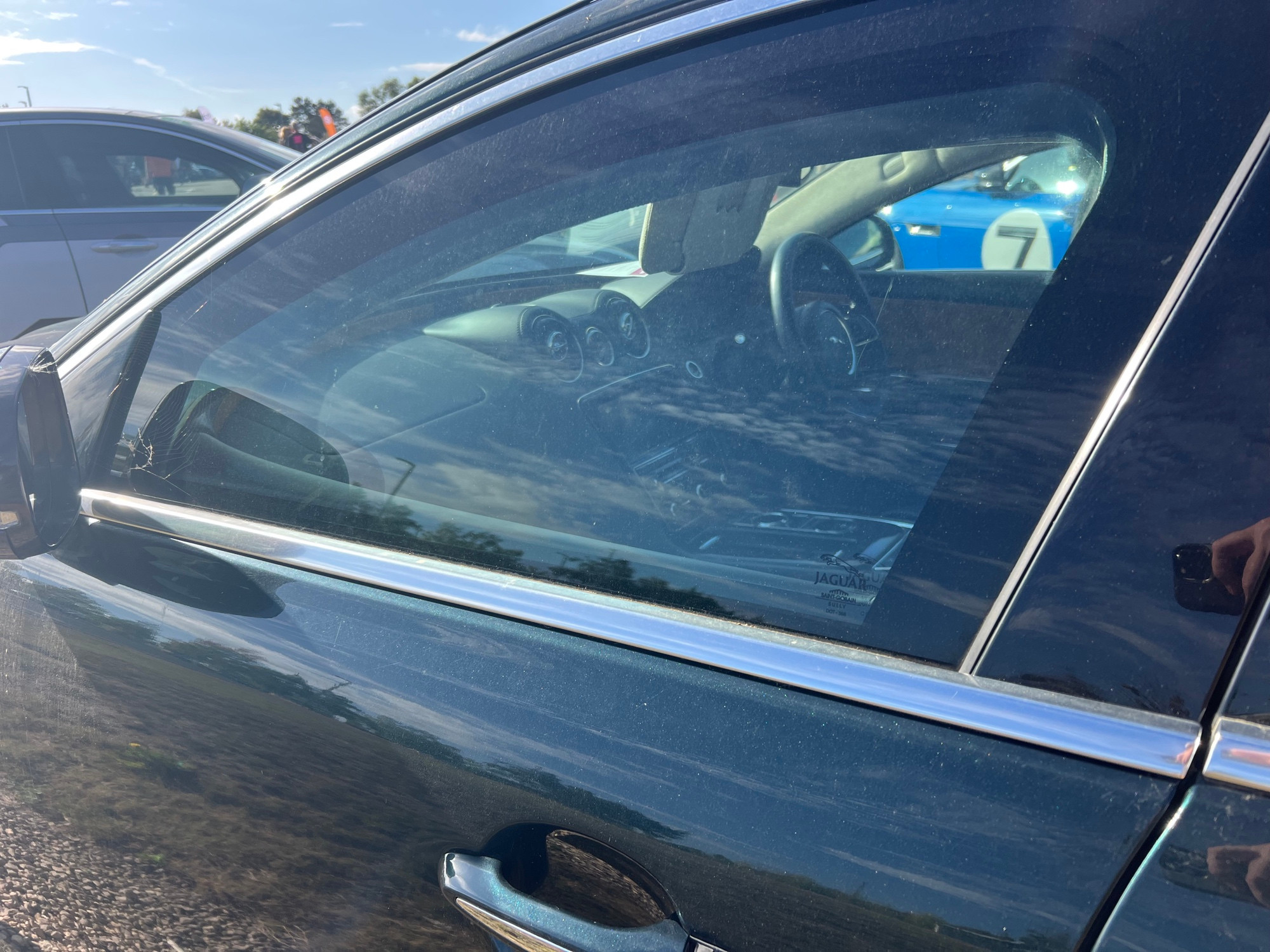 Close up of the Thick Pillar Package and glass on the armoured XJ .