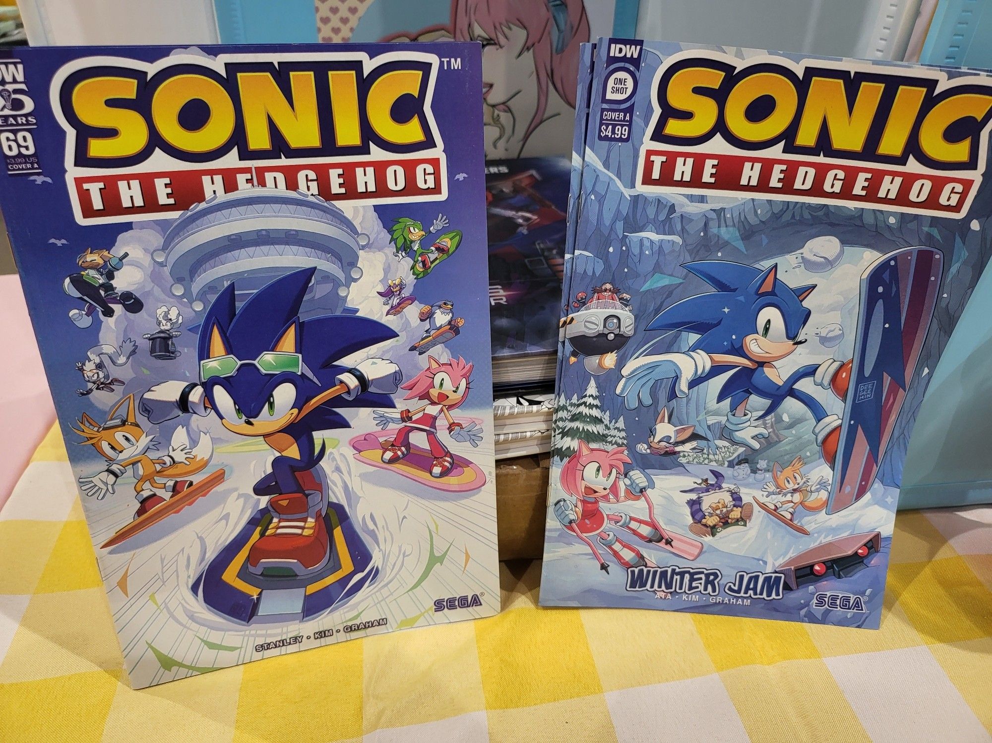 Copies of Sonic #69 and Sonic Winter Jam