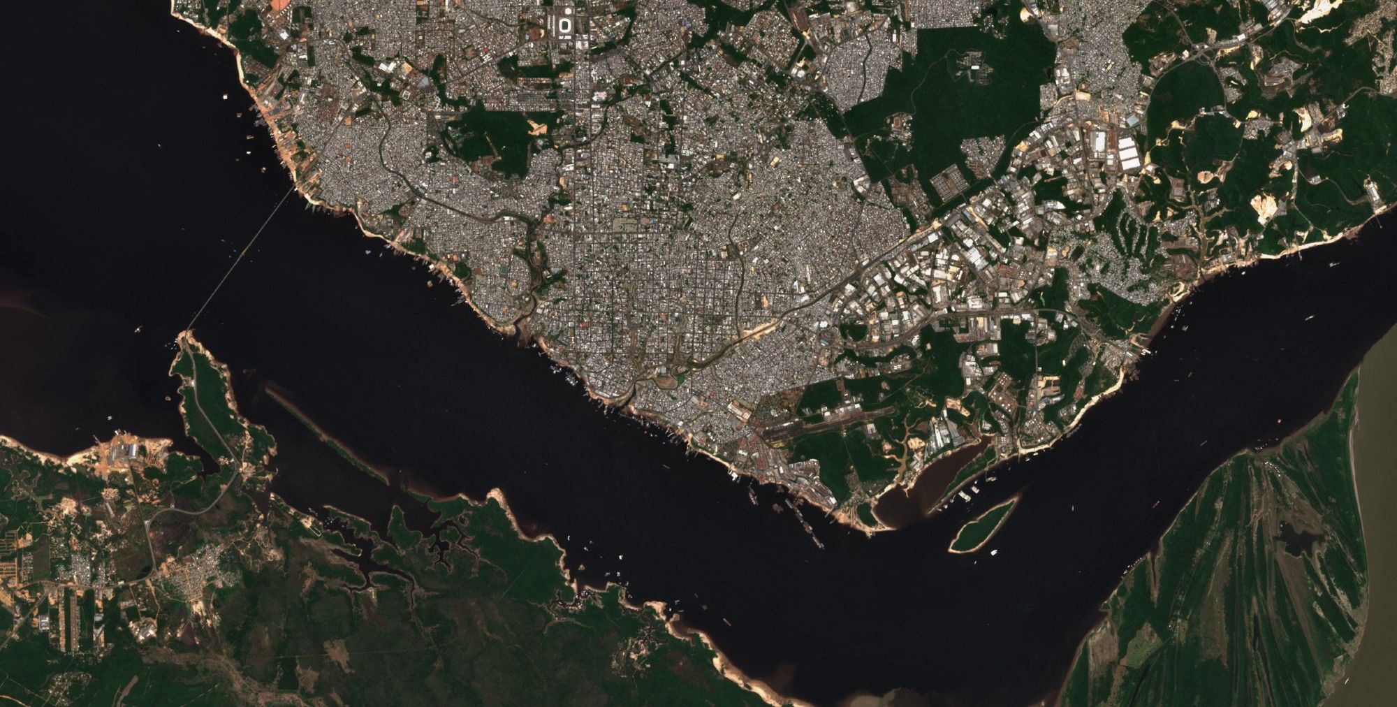 Imagem de satélite de Manaus.