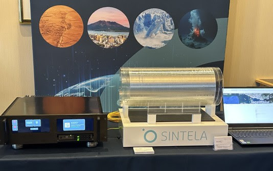 Fiber and interrogator demonstration by Sintela at SSA’s 2024 Photonic Seismology meeting. Credit: SSA
