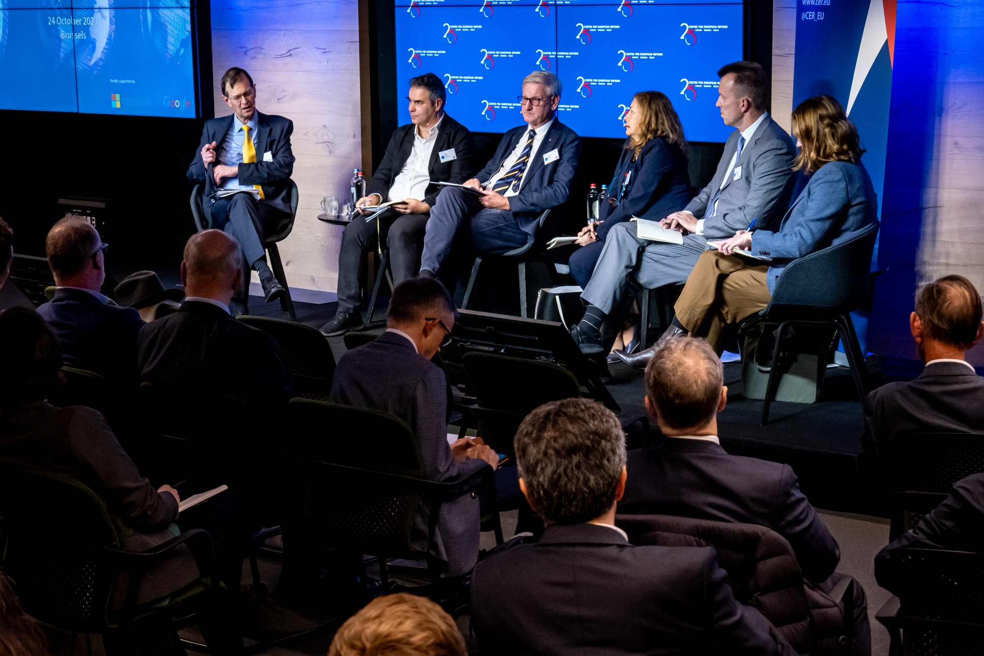 (L to R) Ian Bond, Mark Leonard, Carl Bildt, Alicia García Herrero, Jacob Funk Kirkegaard and Heather Grabbe