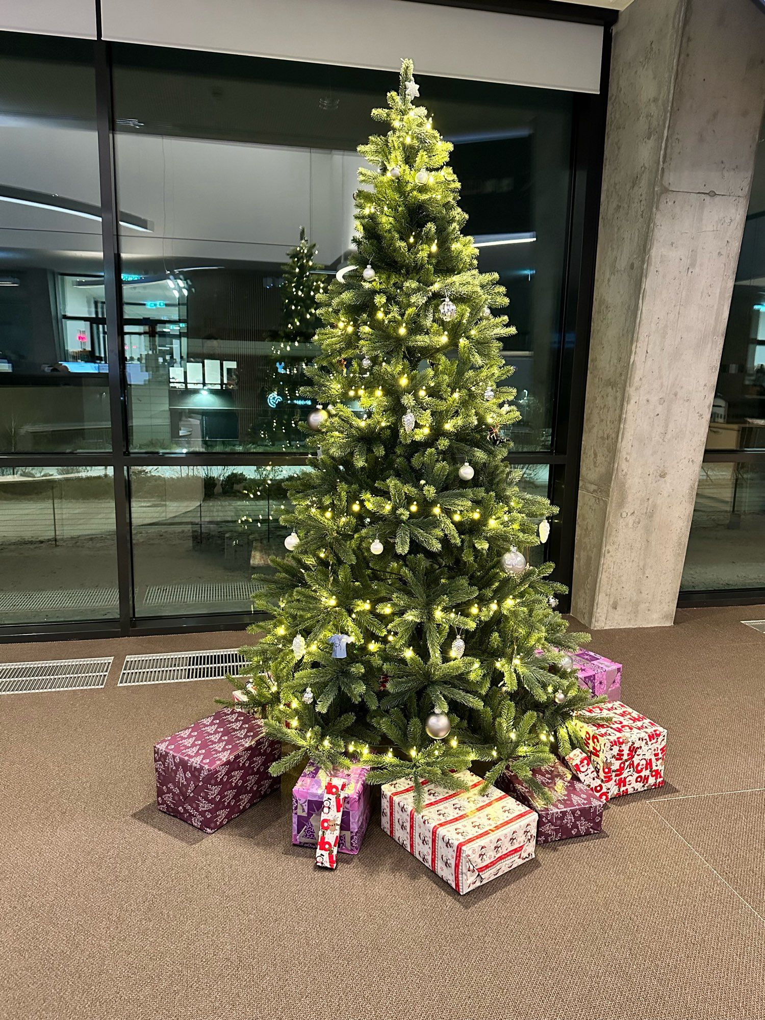 Geschmückter Weihnachtsbaum