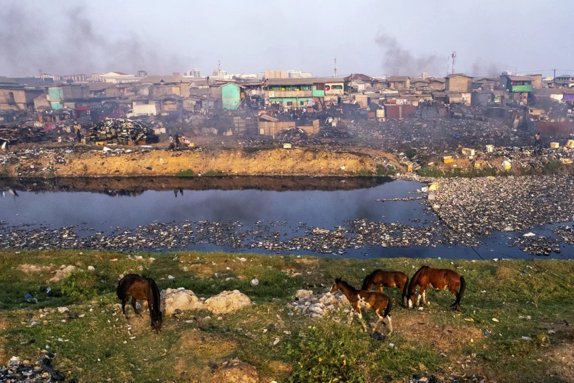 The now-demolished Agbogbloshie Scrapyard in Accra, Ghana, once received 250,000 tons of electronic waste each year, making it the world’s largest electronic waste dump.
Muntaka Chasant