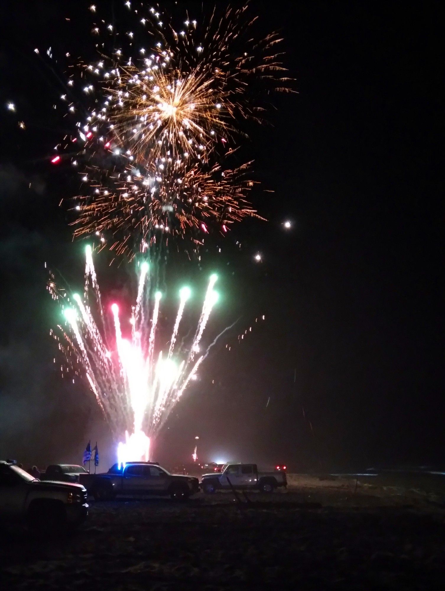 cars on the beach is kinda unhinged