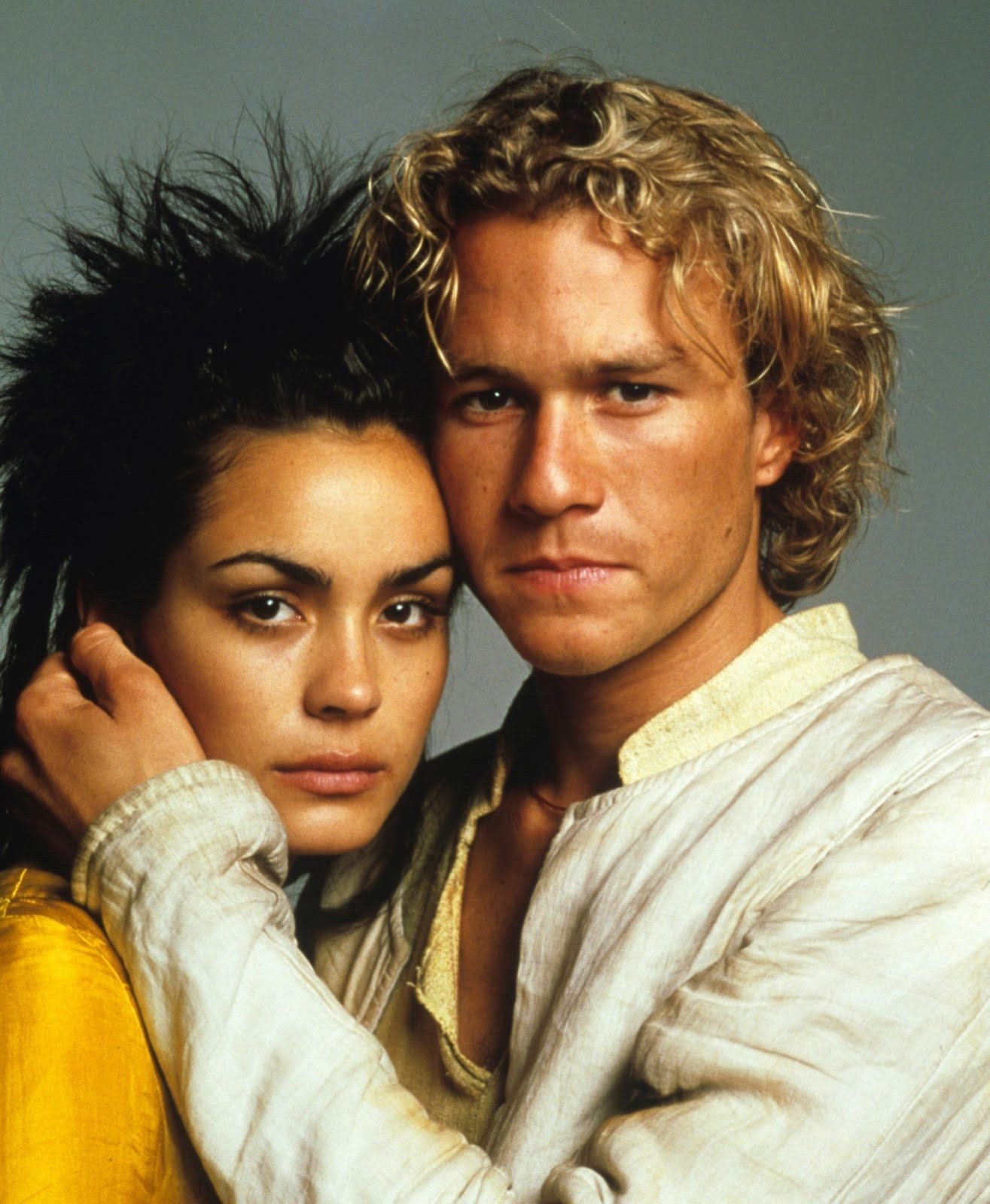 Heath Ledger as William Thatcher and Shannyn Sossamon as Jocelyn pose together from the film, A Knight’s Tale.