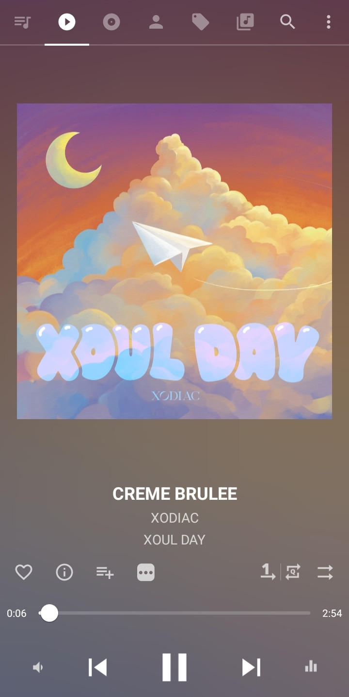 Screenshot of the song "Creme Brulee" from Xodiac playing in the Musicolet app.