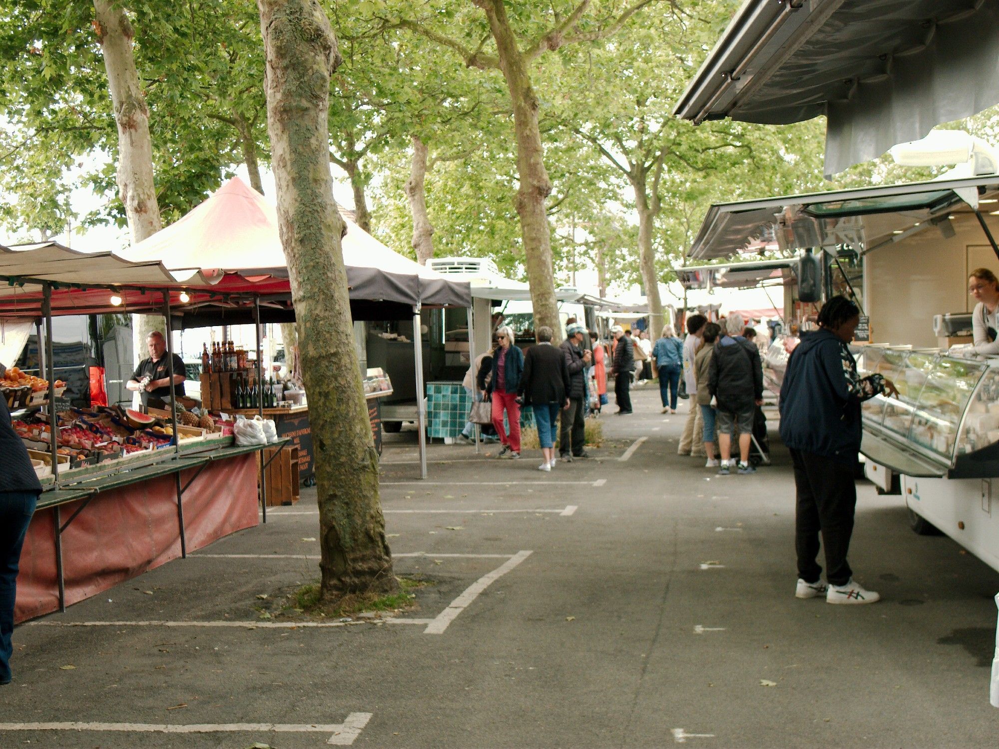 Market place Sainte Cécile (officially place de la Liberté, but nobody uses that name)