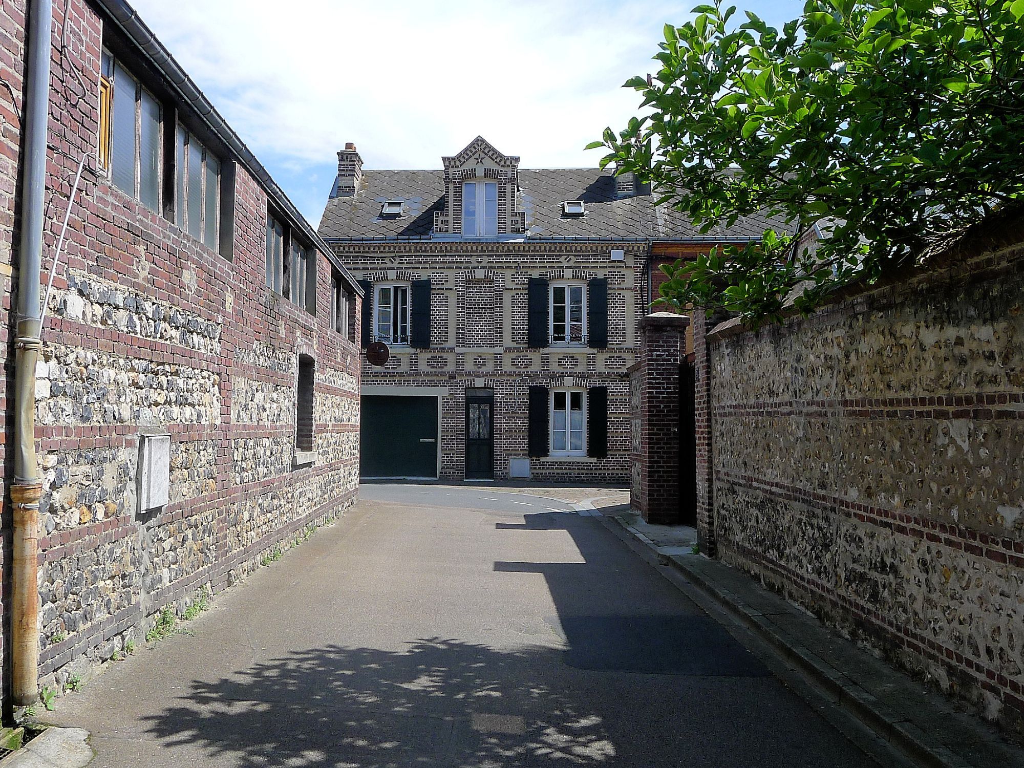 Street in Harfleur