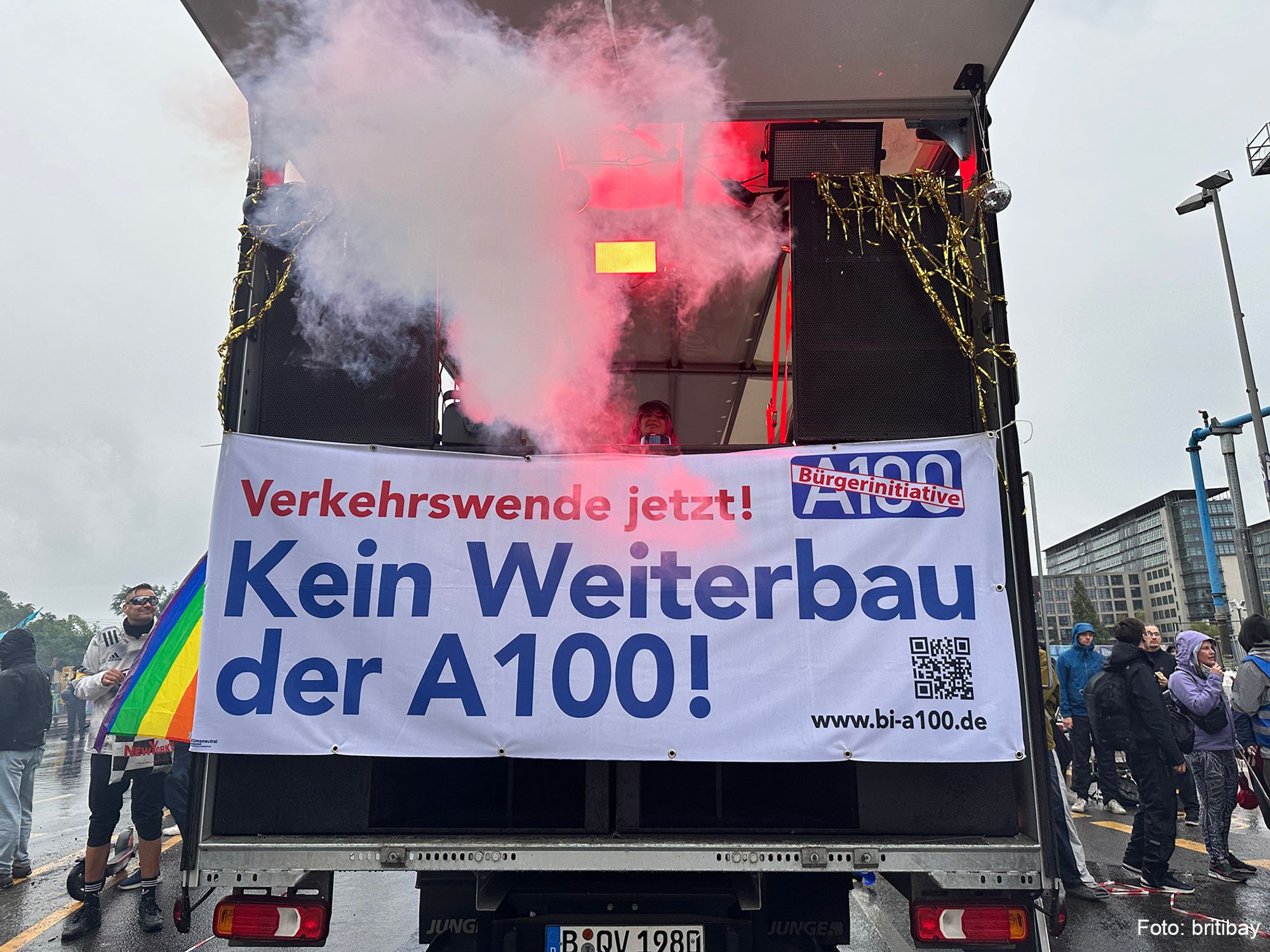 Protestrave A100 wegbassen am 13.9.24 in Berlin gegen den Weiterbau der Stadtautobahn A100