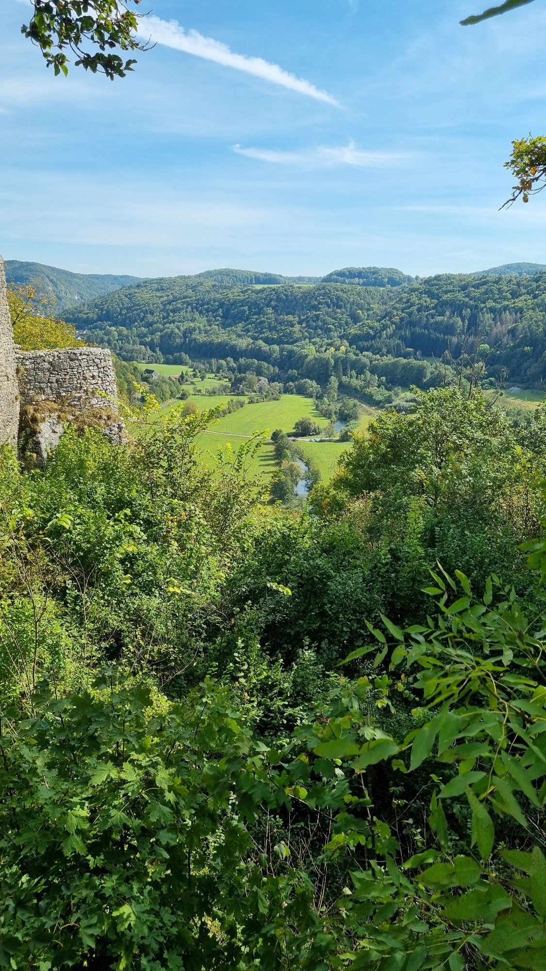 Blick von der Ruine Neideck.