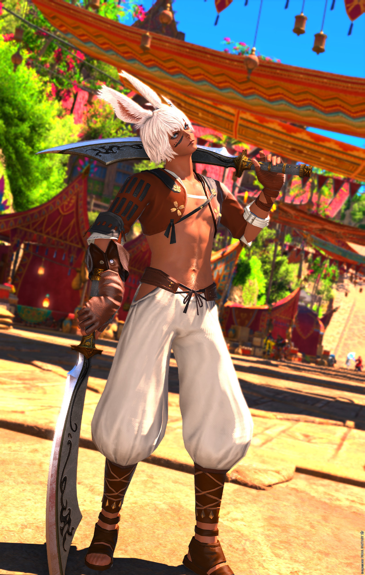 FFXIV Final Fantasy 14 Viera Viper with swords posing in Tuliyollal 