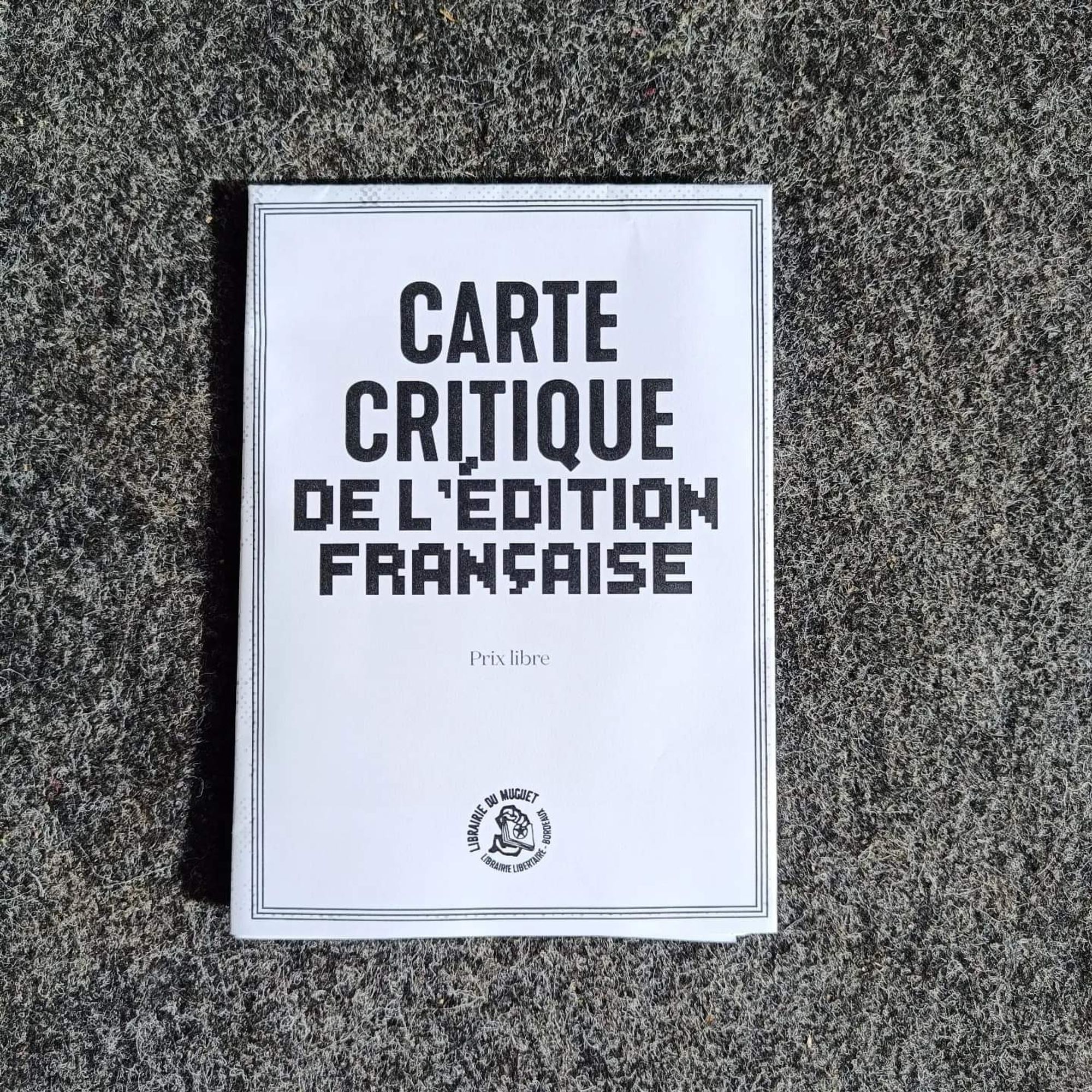 Couverture de la carte critique de l'édition française.