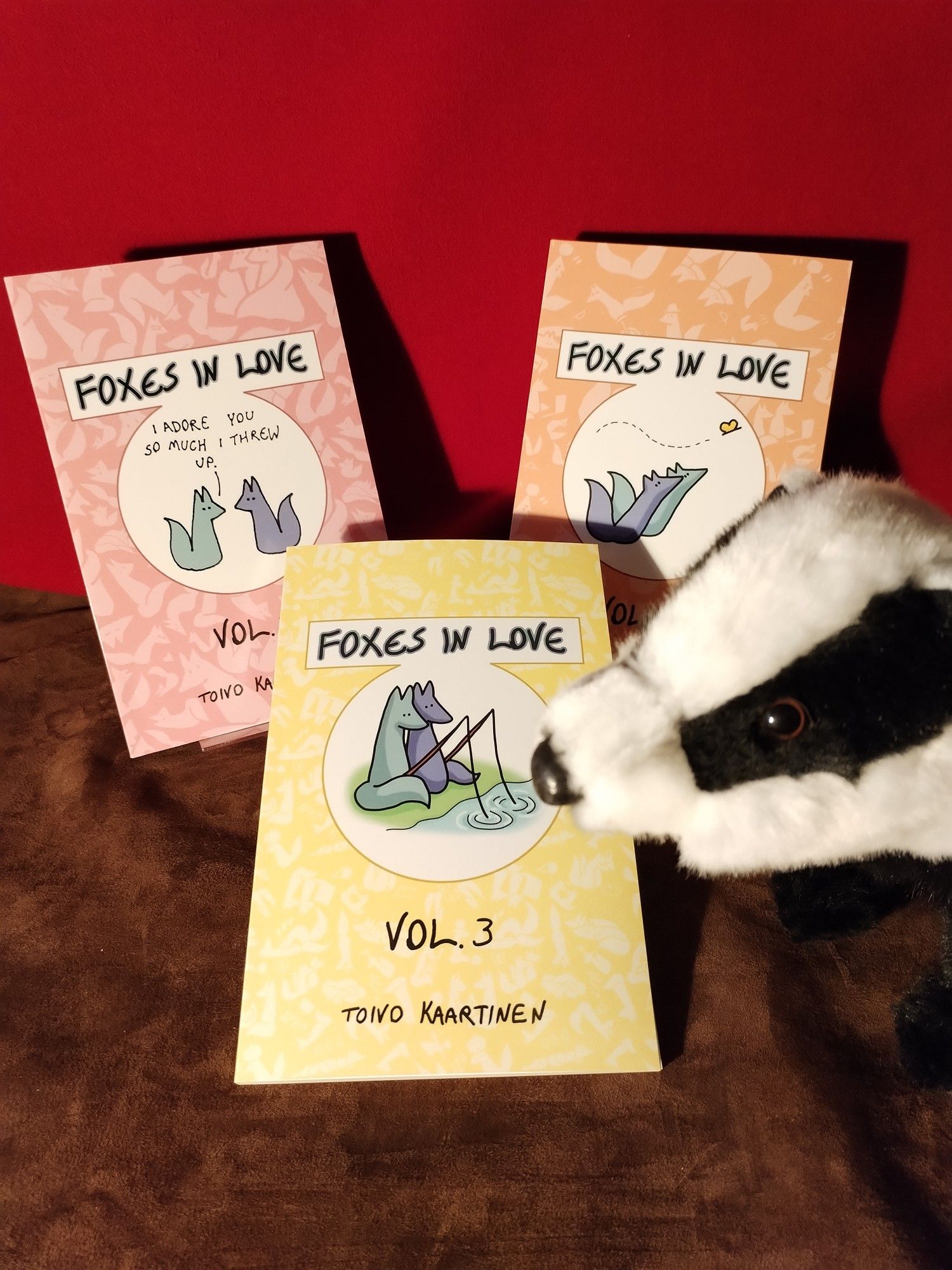 Copies of 'Foxes in Love' by Toivo Kaartinen