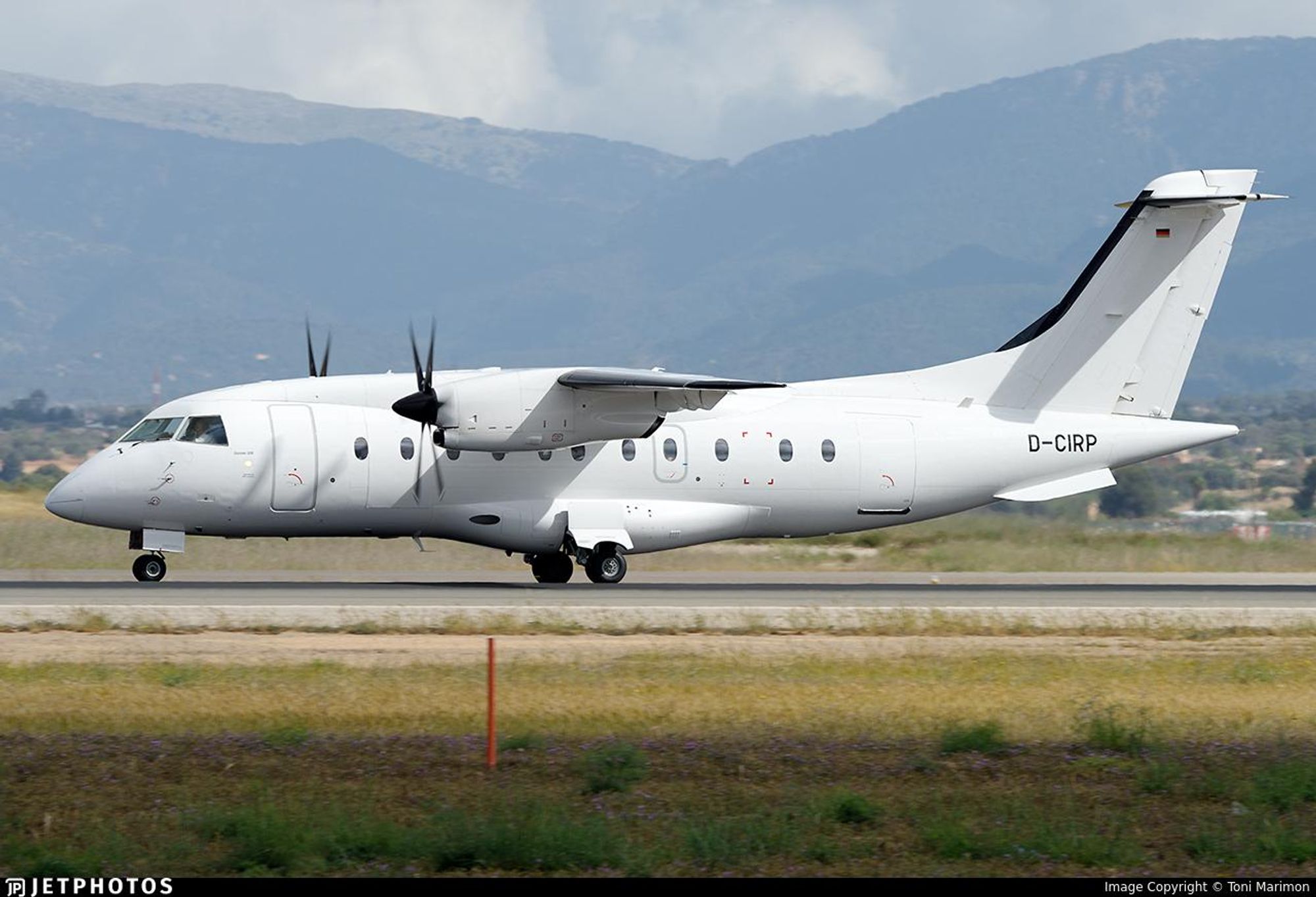 Picture of captured plane.