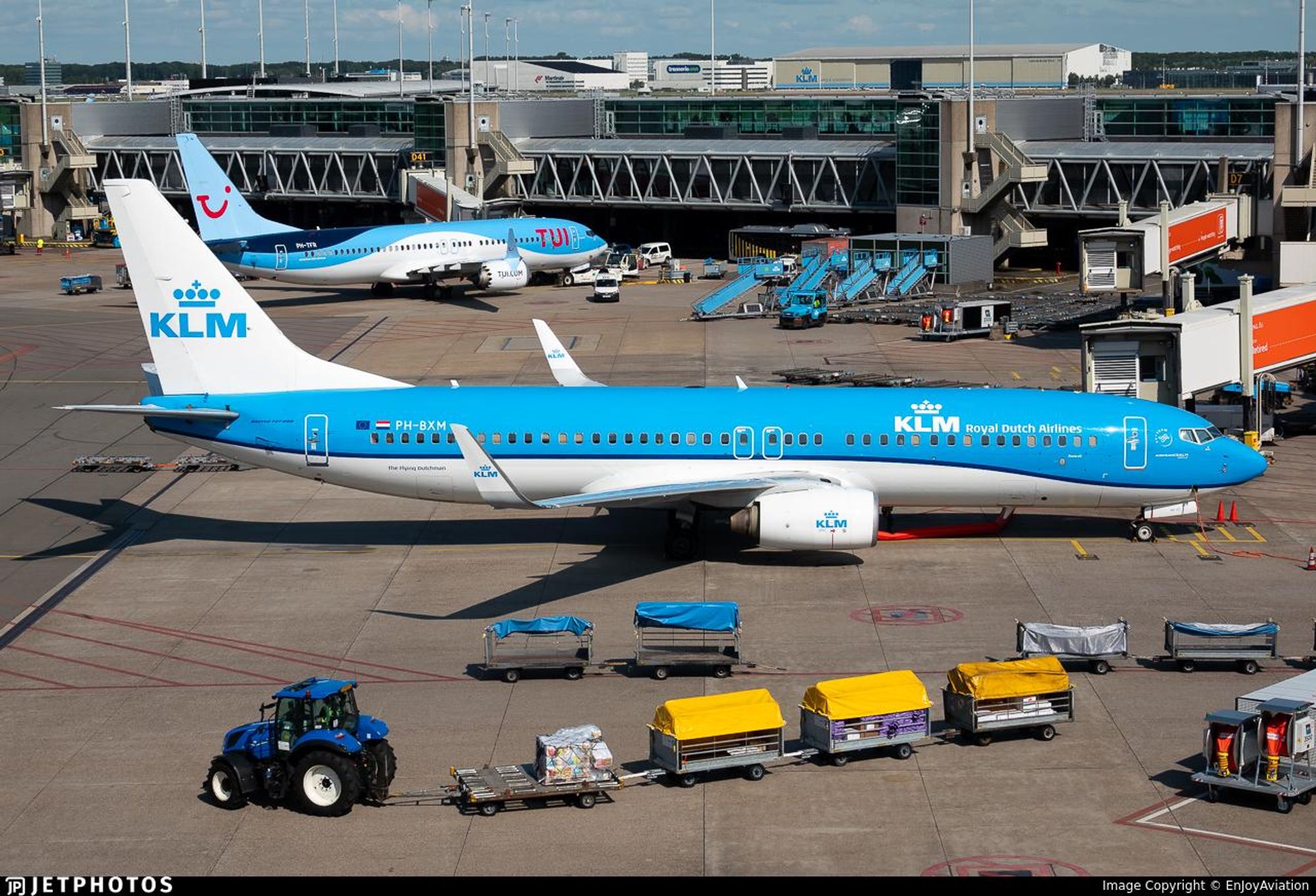 Picture of captured plane.