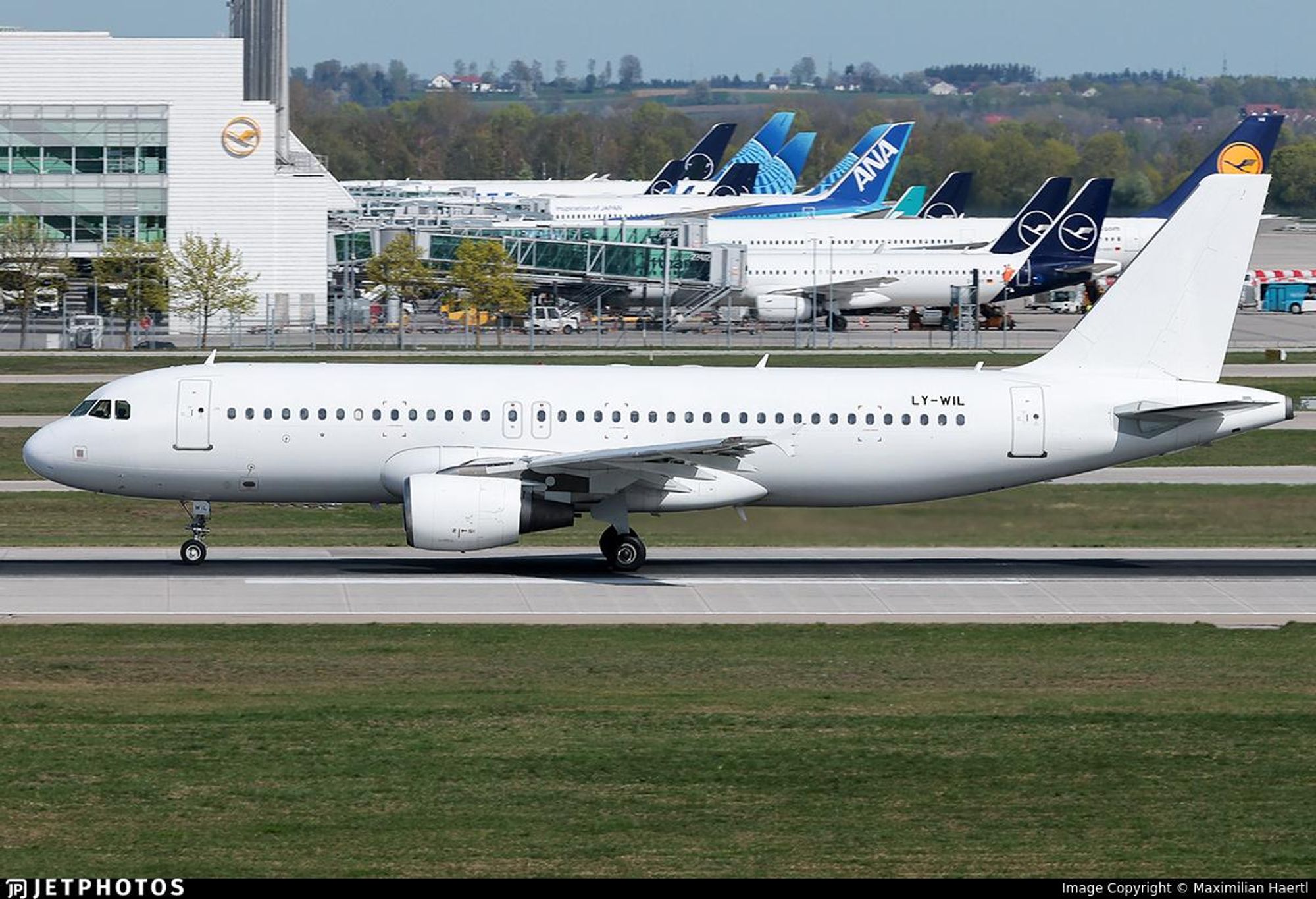 Picture of captured plane.