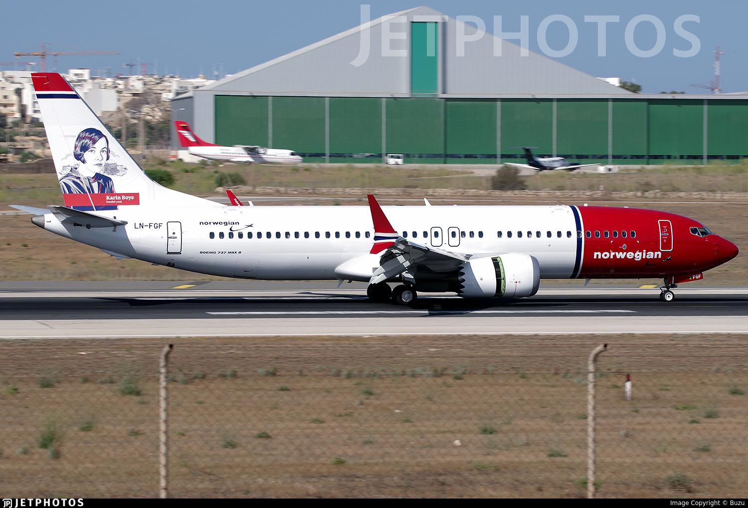 Picture of captured plane.