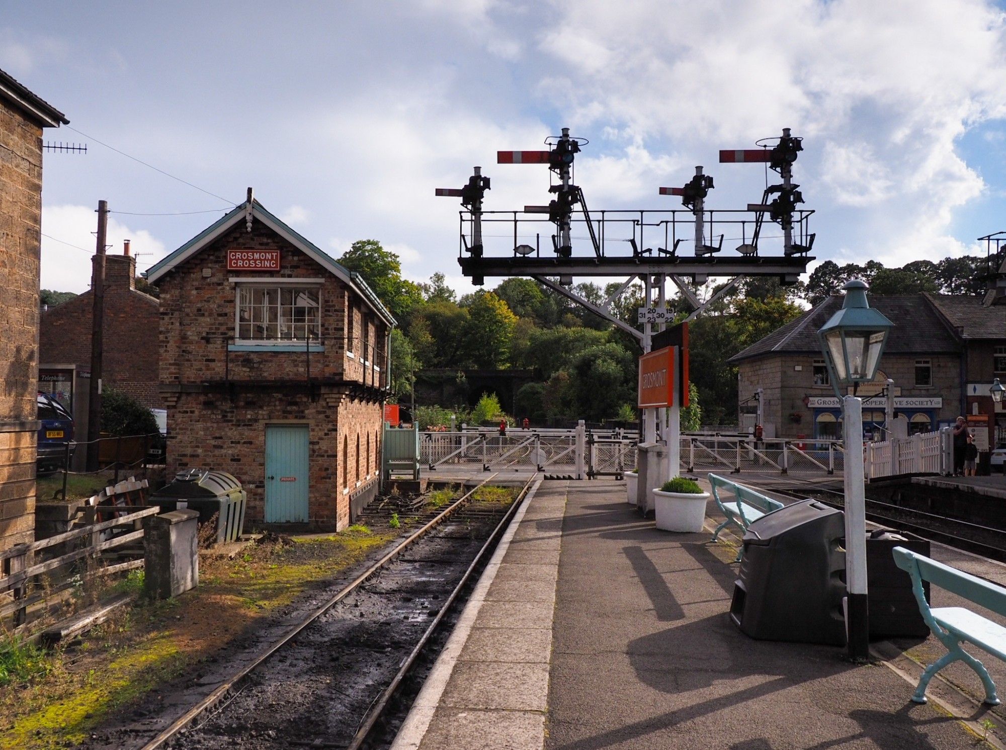 Signal box and mechanical signals, view towards the tunnel