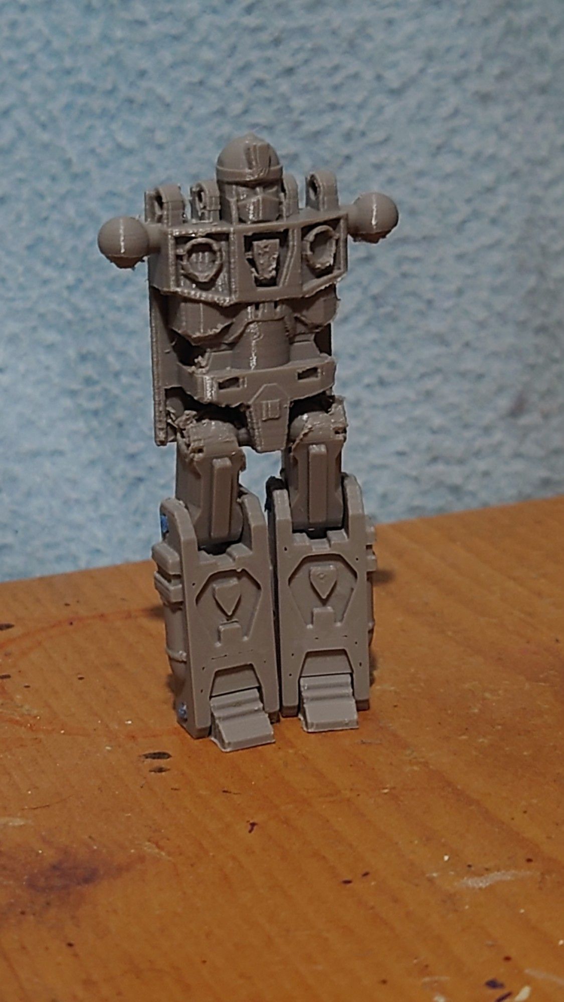 Legs and torso of a 3d printed transformer based on Tidal Wave's minicon partner