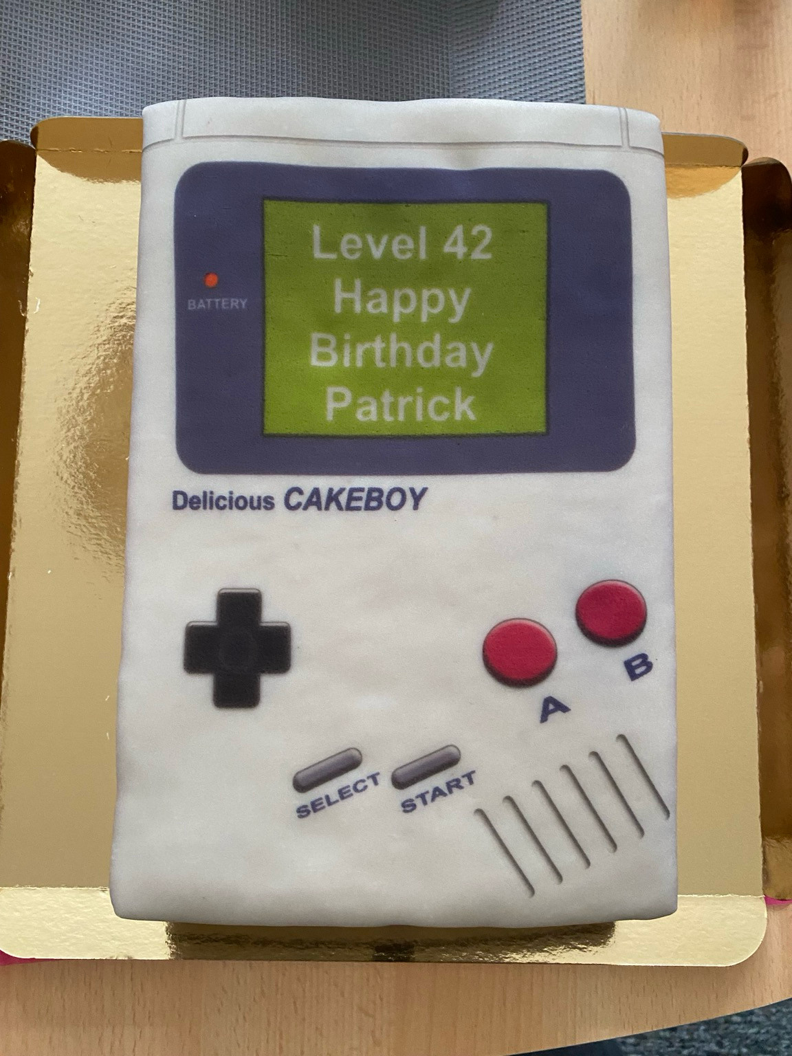 a cake in form of a Gameboy