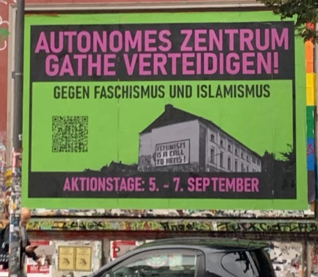 Plakatwand an der Roten Flora: Autonomes Zentrum Gathe verteidigen! Gegen Faschismus und Islamismus! Aktionstage: 05. - 07. September 2025