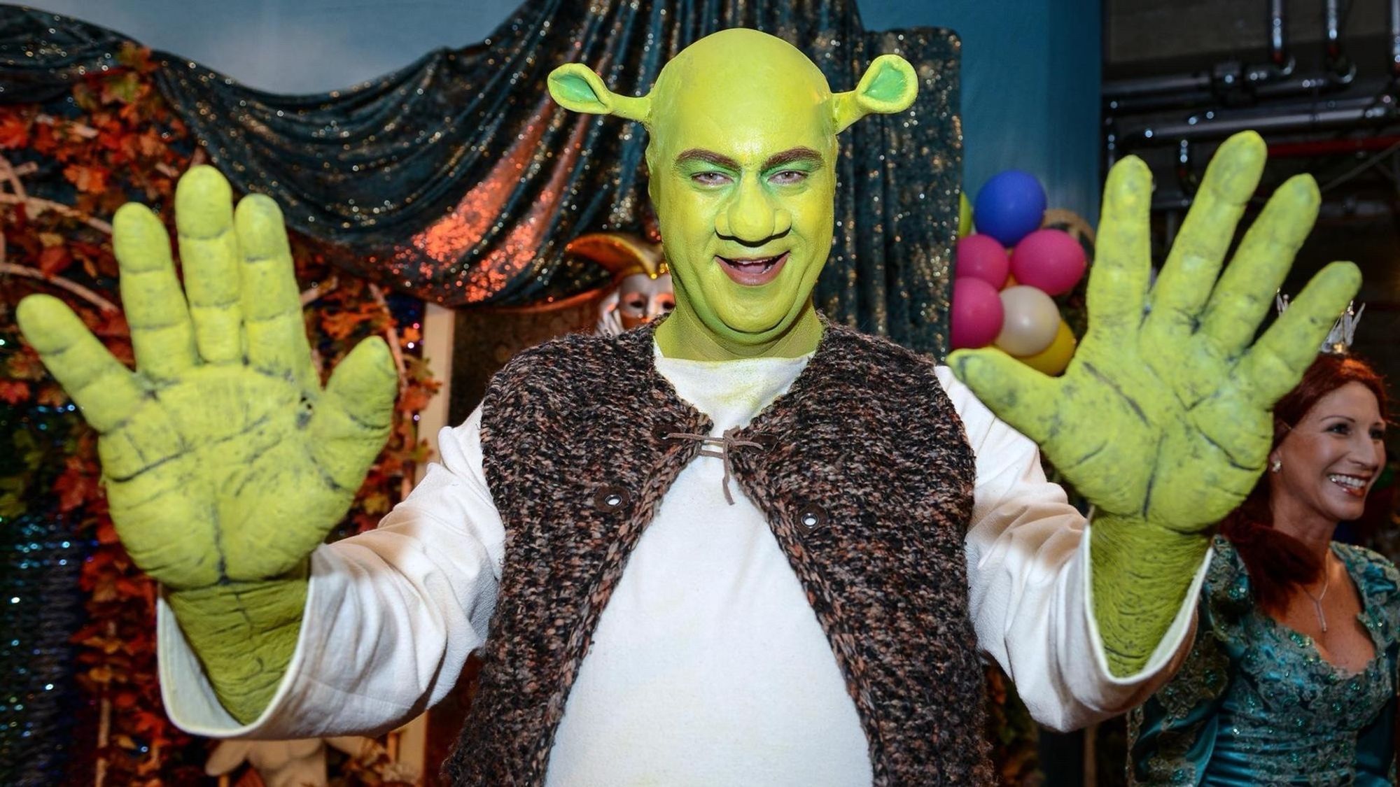 söder in shrek kostüm