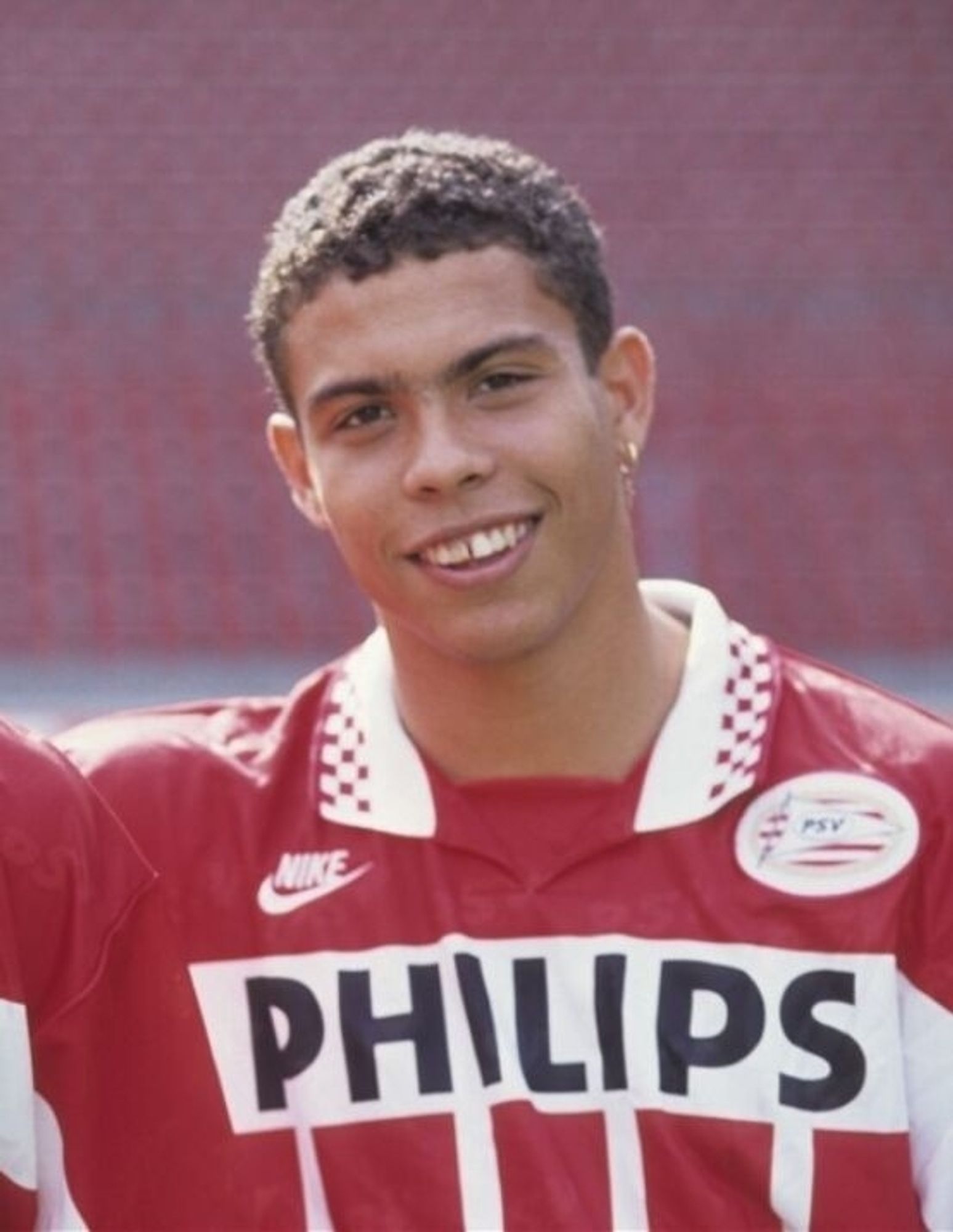 Ronaldo Fenômeno com a camisa do PSV em 1994