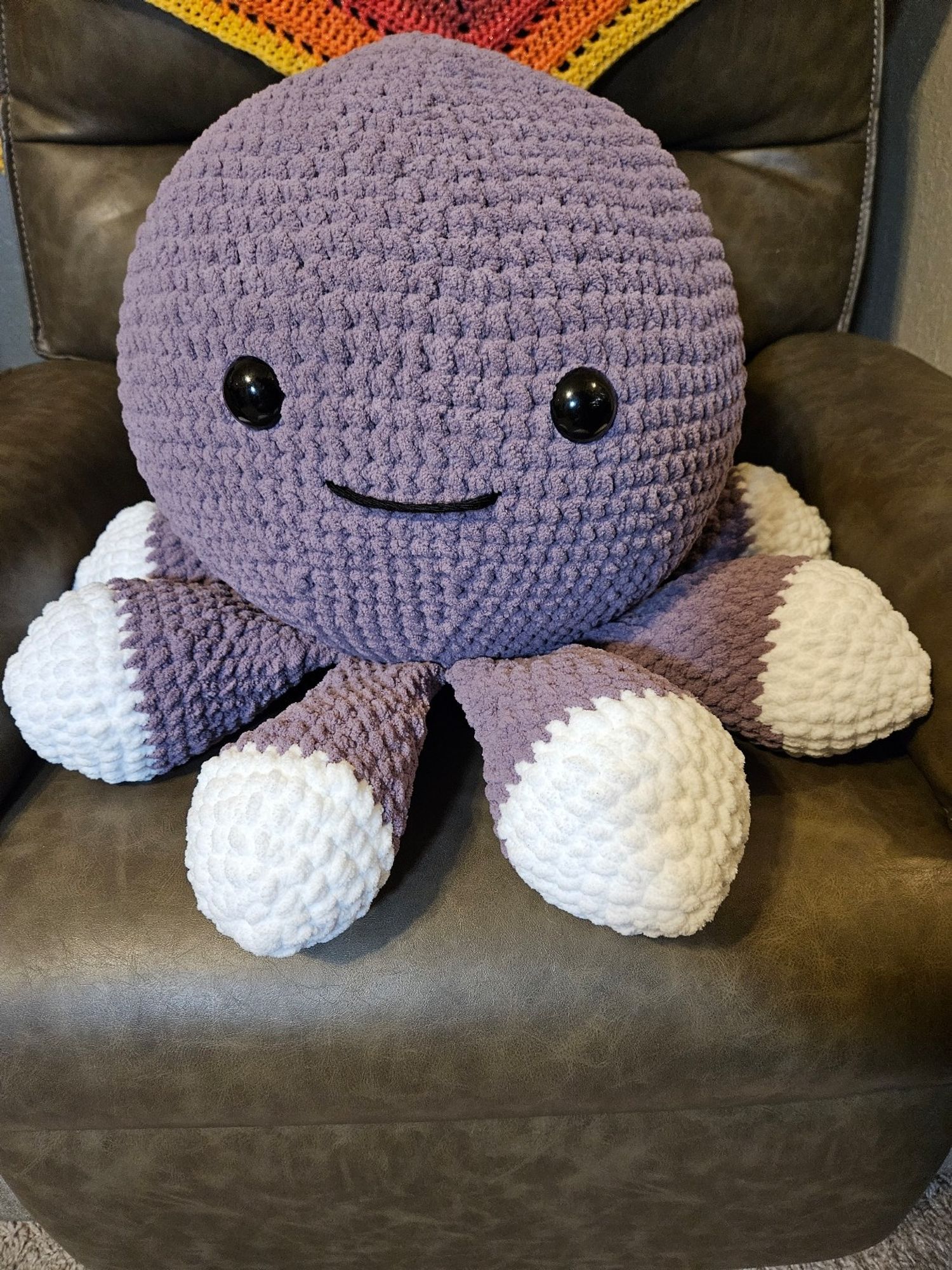 Large crochet octopus 