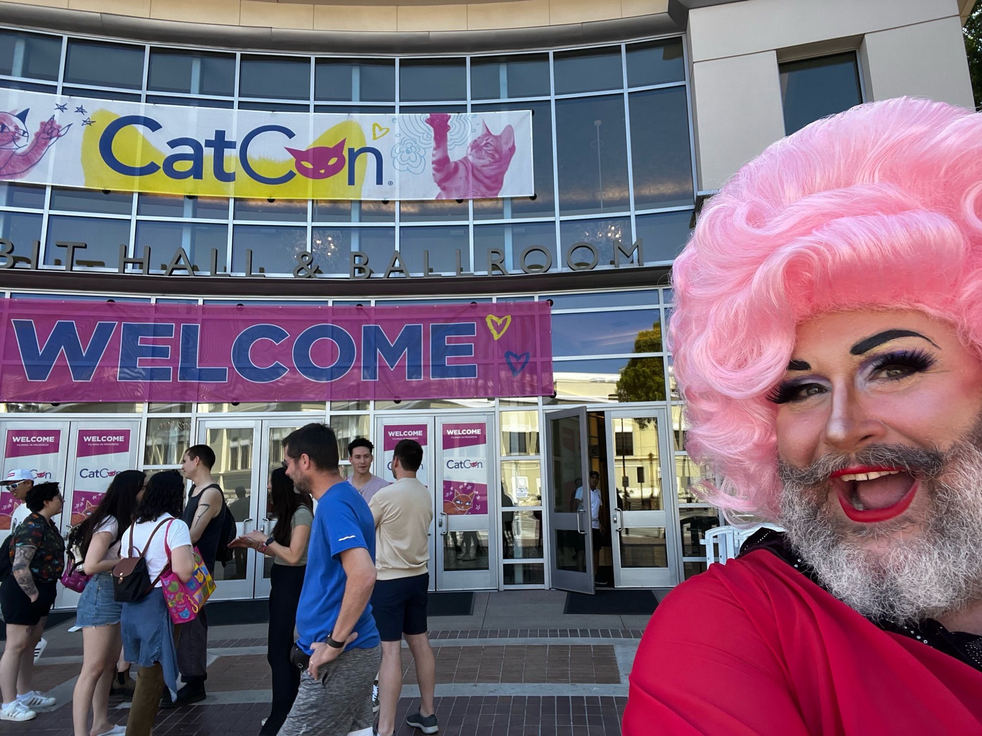 Drag queen in front of CatCon at the Pasadena convention center