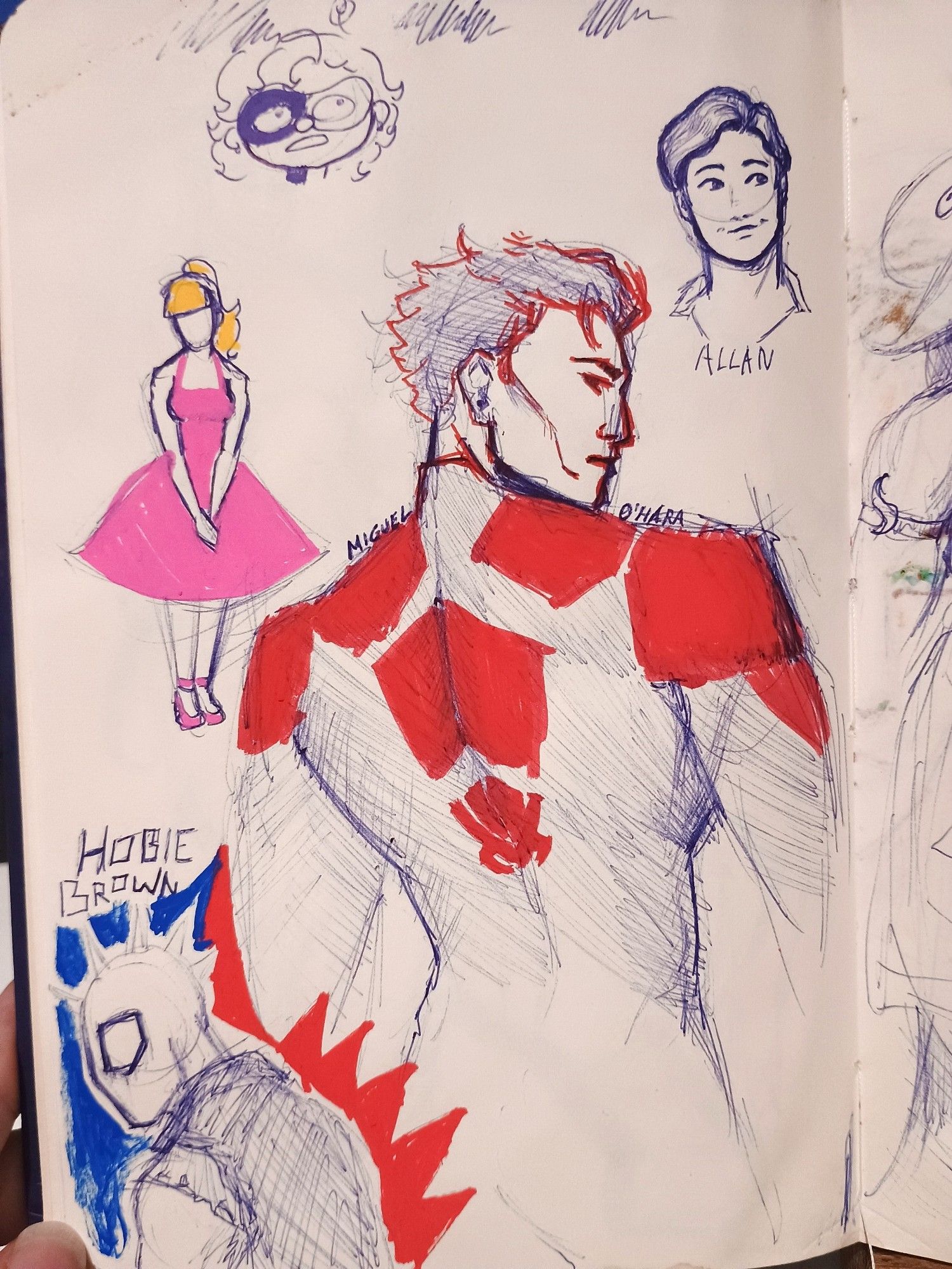 Página de sketchbook com desenhos de Miguel O'hara, Hobie Brown, Allan do filme barbie e uma silhueta inspirada em Barbie