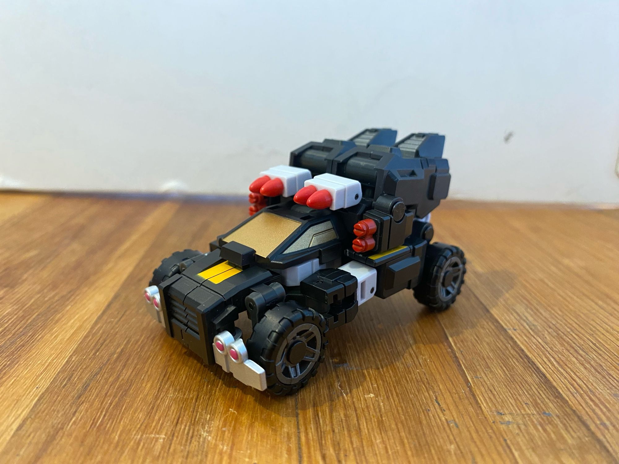 Image of the 3rd party action figure of the Transformers Breastforce character Jallguar a.k.a Claw of Ose by Iron Factory. Jallguar is in vehicle form.