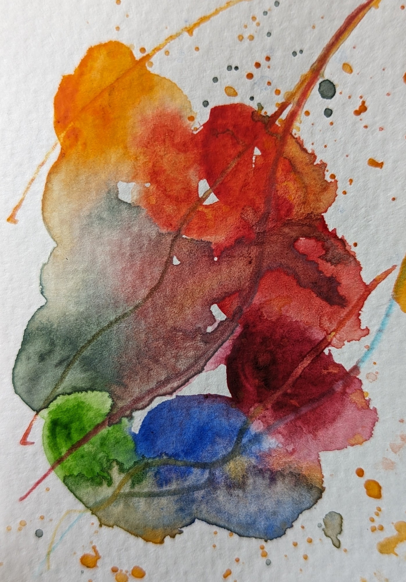 Aquarellierte Kreise mit Regenbogenfarben, die ineinander verlaufen und einen Ring bilden. Darüber einige Linien und Farbkleckse