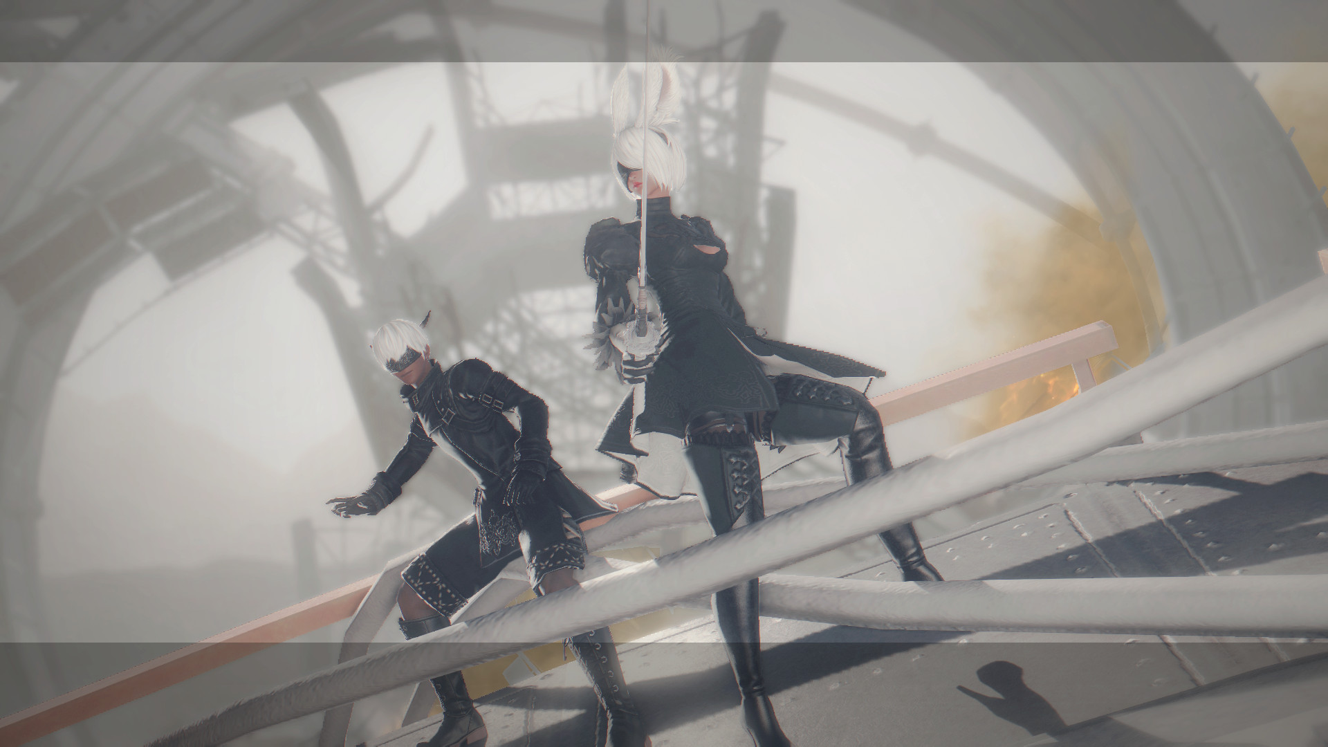 A Padjal man dressed as 9S and a Viera woman dressed as 2B, both from Nier Automata, in Final Fantasy 14. They stand in front of the destroyed Bunker, ready to fight.