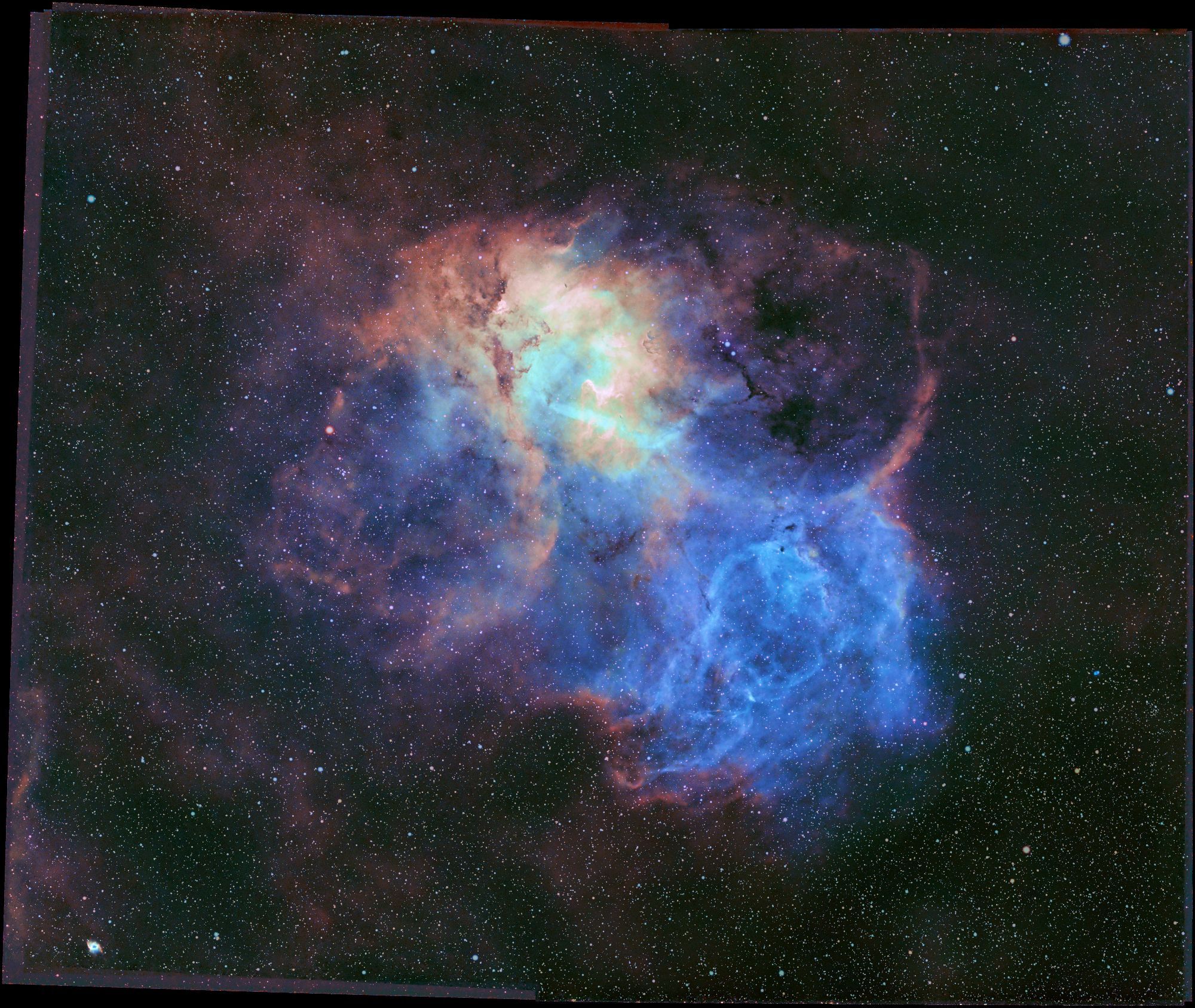 4-color mosaic ([SII], Ha, [OIII], Hb) of the Lion Nebula, preliminary result.