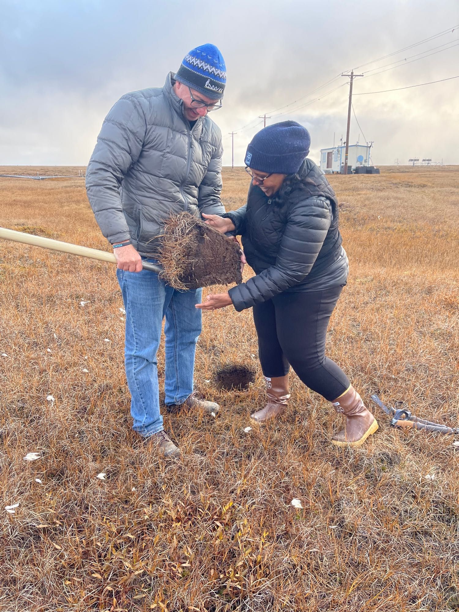 AAB and Bob looking at peat (Utqiagvik, AK)