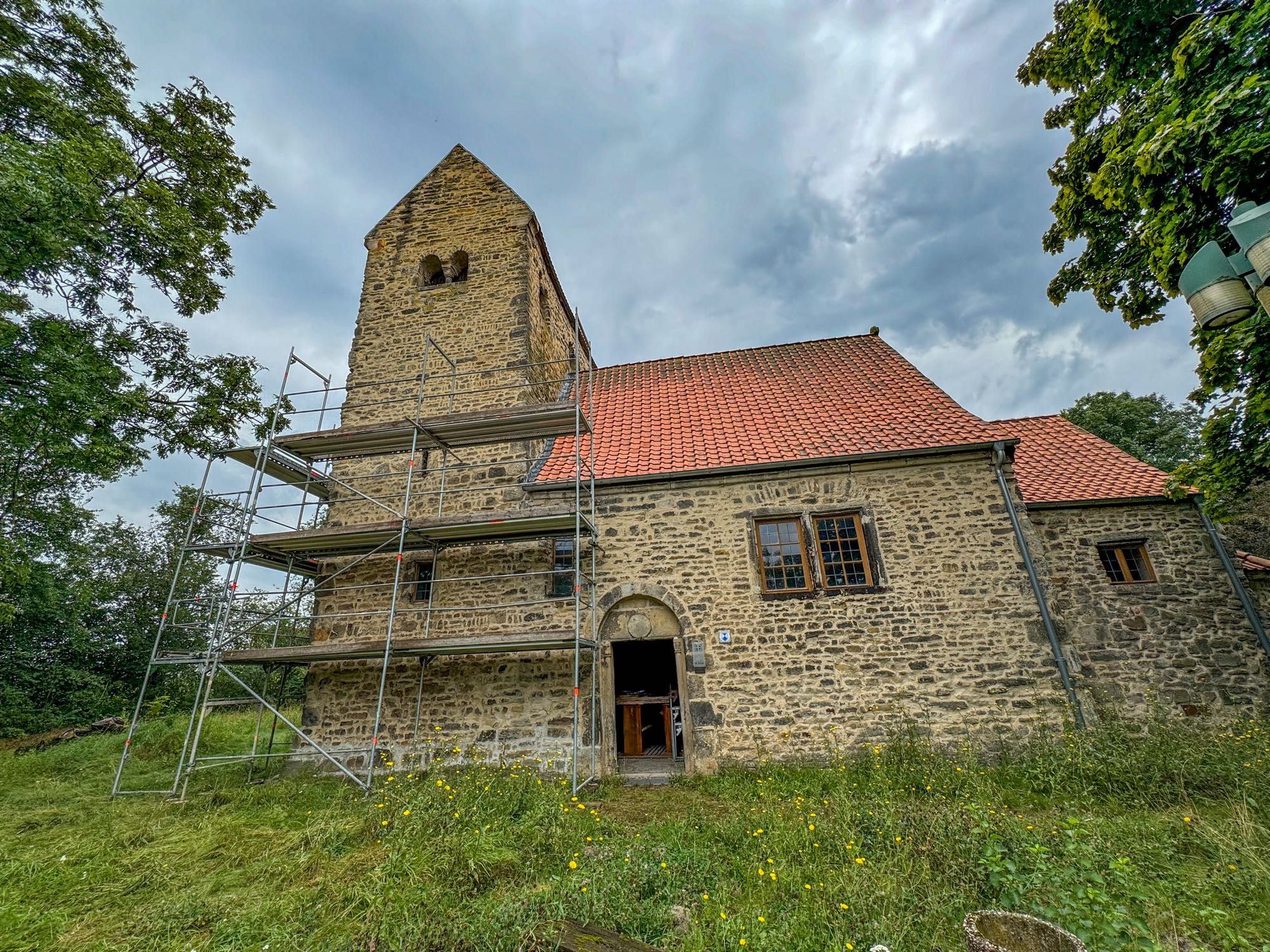 Romanische Paulskirche in Seehausen (Börde), Südseite